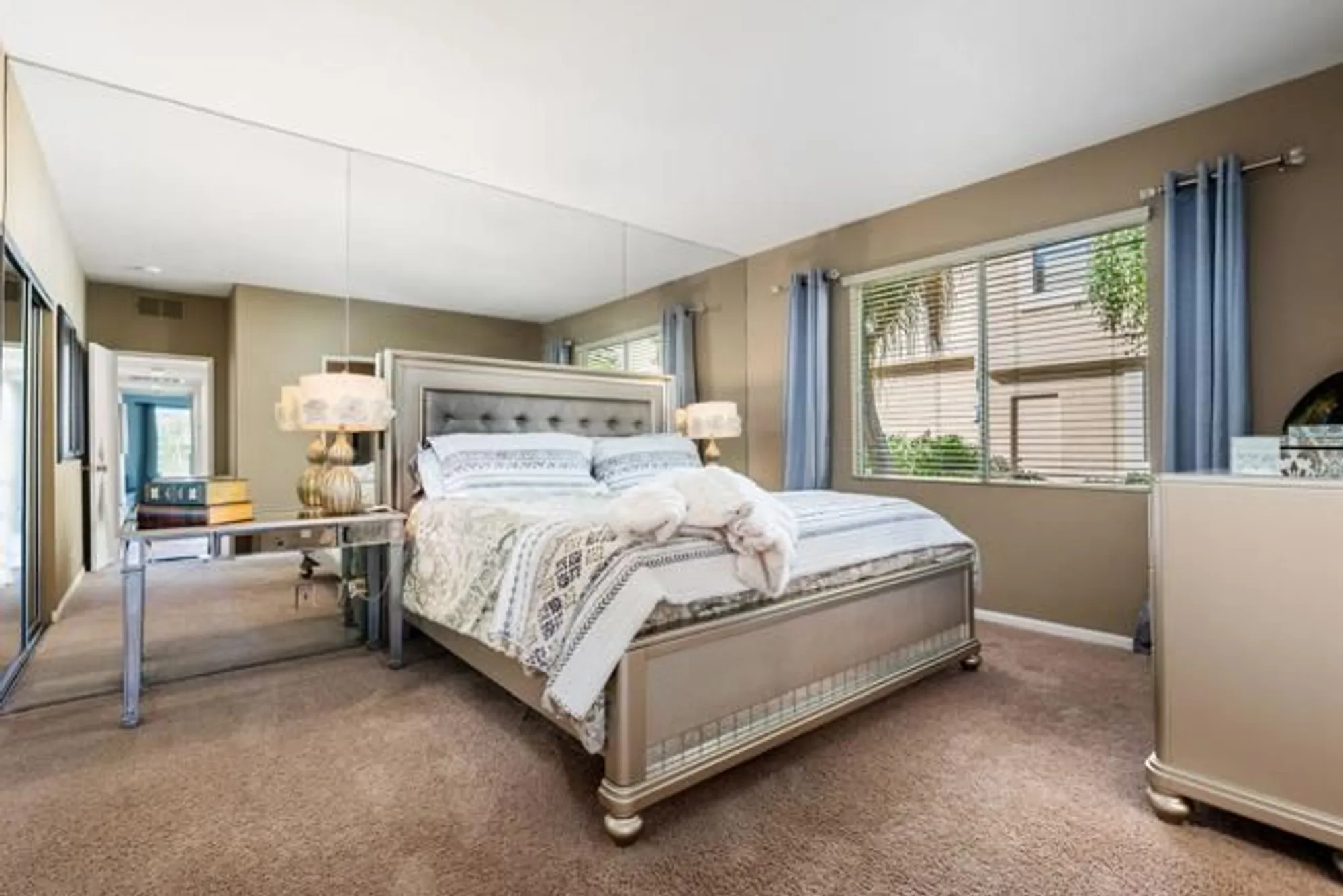 Property Slideshow image 12 of 50 | 55406 laurel vly, La Quinta, CA, 92253