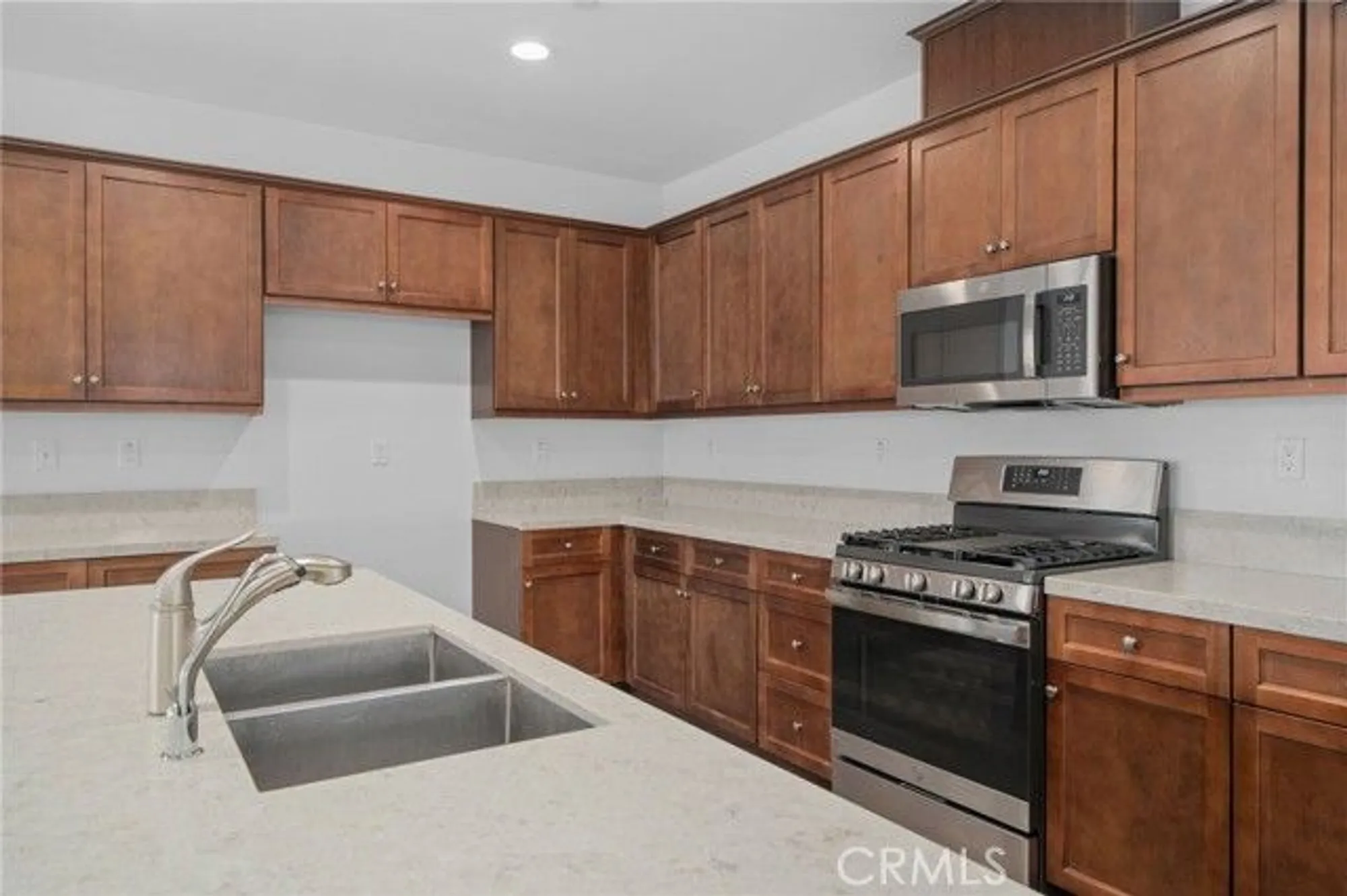Property Slideshow image 13 of 54 | 1649 spring run ln, Beaumont, CA, 92223
