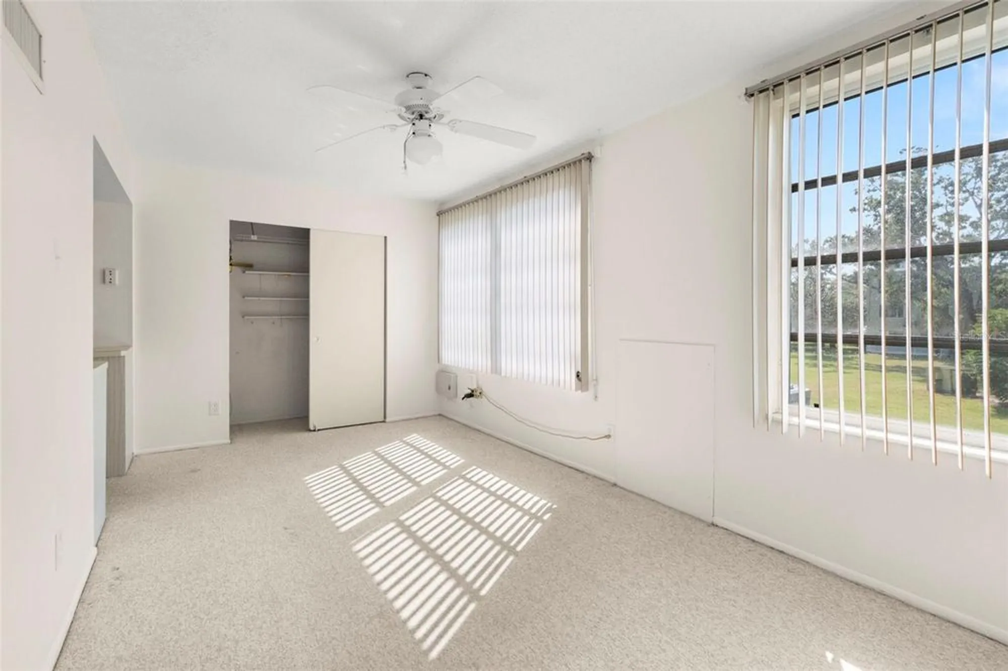 Property Slideshow image 17 of 43 | 2429 ecuadorian way 47, Clearwater, FL, 33763