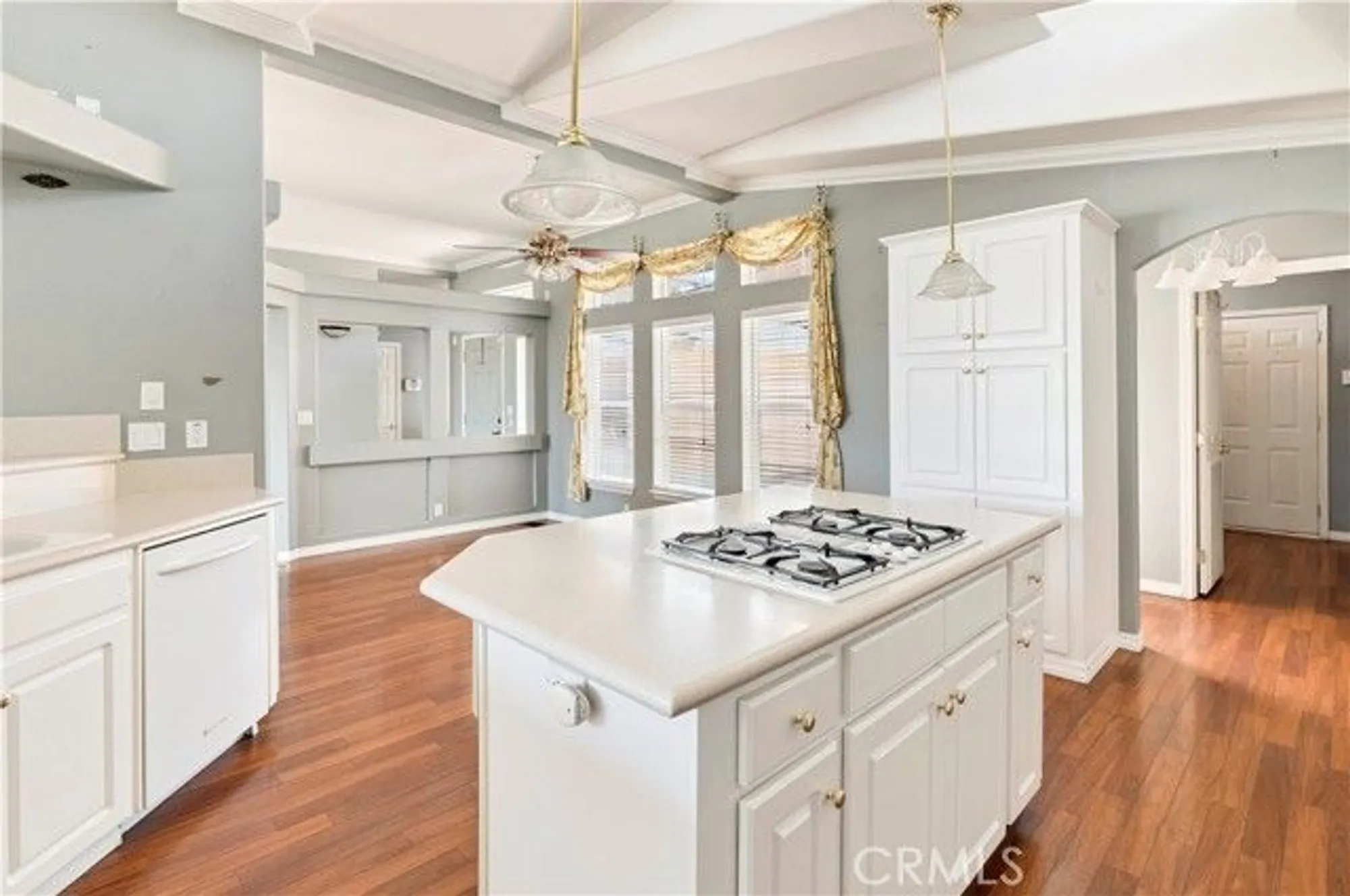 Property Slideshow image 13 of 48 | 2752 peach tree st, Hemet, CA, 92545