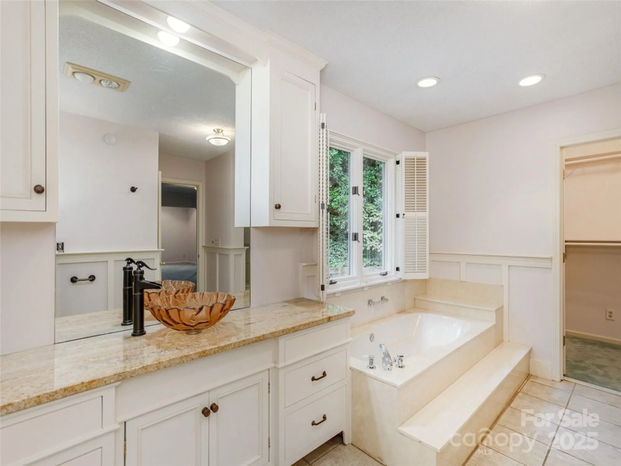 Property Slideshow image 24 of 35 | 204 greenleaf dr, Flat Rock, NC, 28731