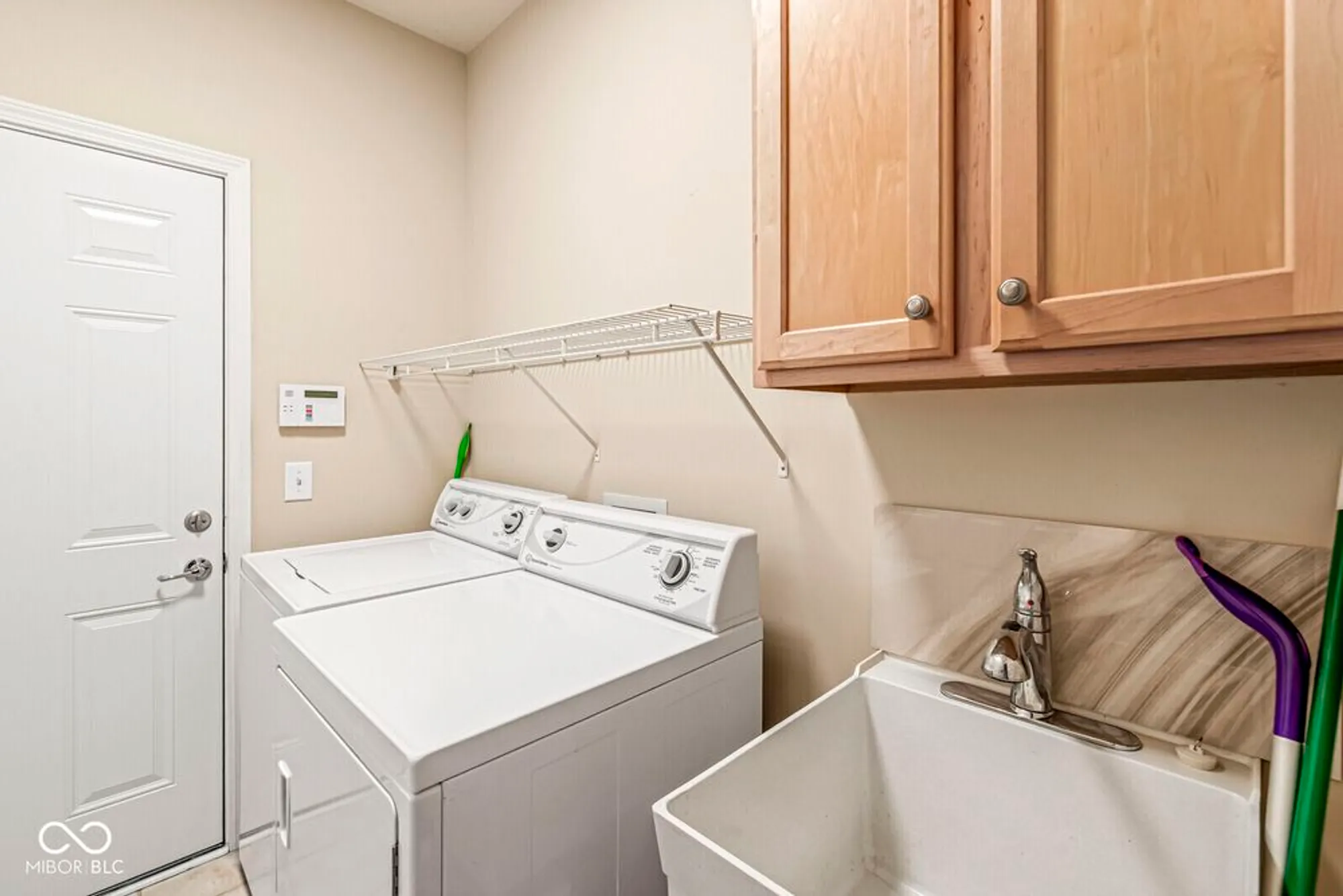 Property Slideshow image 14 of 29 | 15282 trebbiano dr, Fishers, IN, 46037