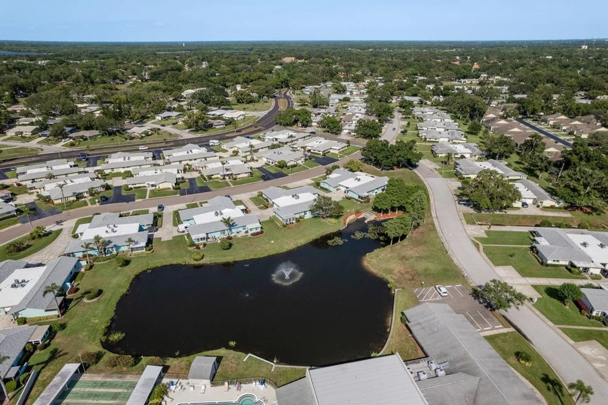 Property Slideshow image 36 of 55 | 2738 sherbrooke ln c, Palm Harbor, FL, 34684