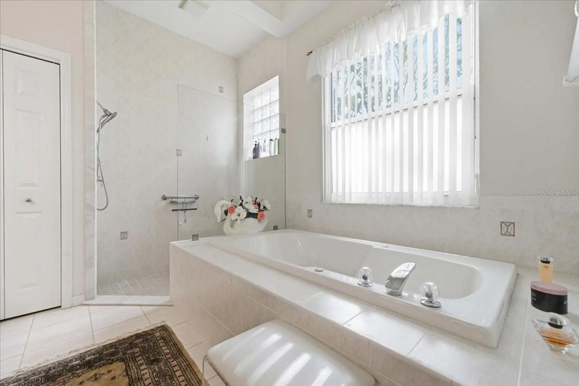 Property Slideshow image 28 of 46 | 10051 lenox blvd, Weeki Wachee, FL, 34613