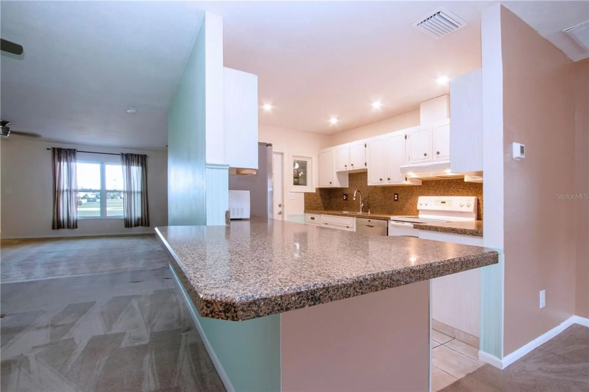 Property Slideshow image 24 of 60 | 332 club manor dr # 10, Sun City Center, FL, 33573