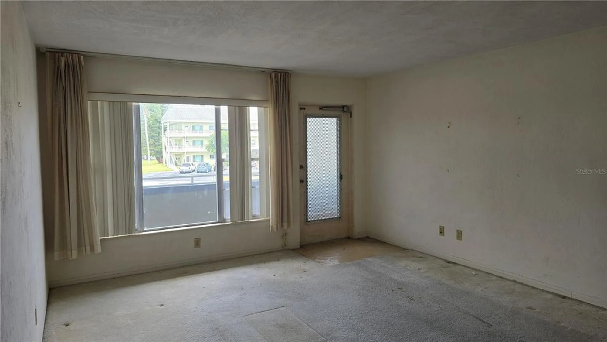 Property Slideshow image 5 of 25 | 2461 canadian way 33, Clearwater, FL, 33763