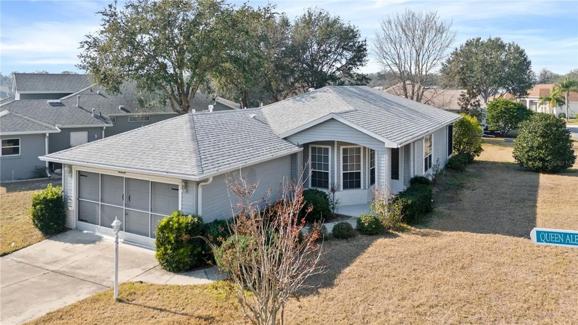 Property Slideshow image 52 of 77 | 20505 queen alexandra dr, Leesburg, FL, 34748