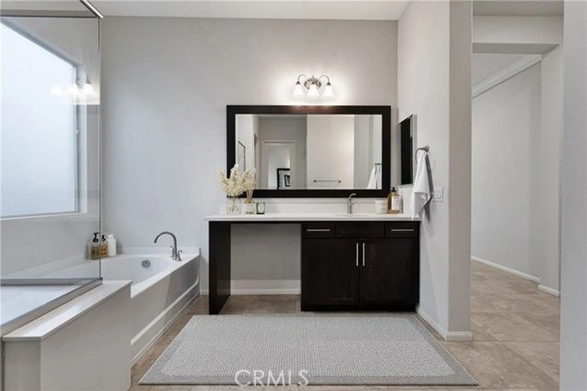 Property Slideshow image 38 of 49 | 19255 castana st, Apple Valley, CA, 92308