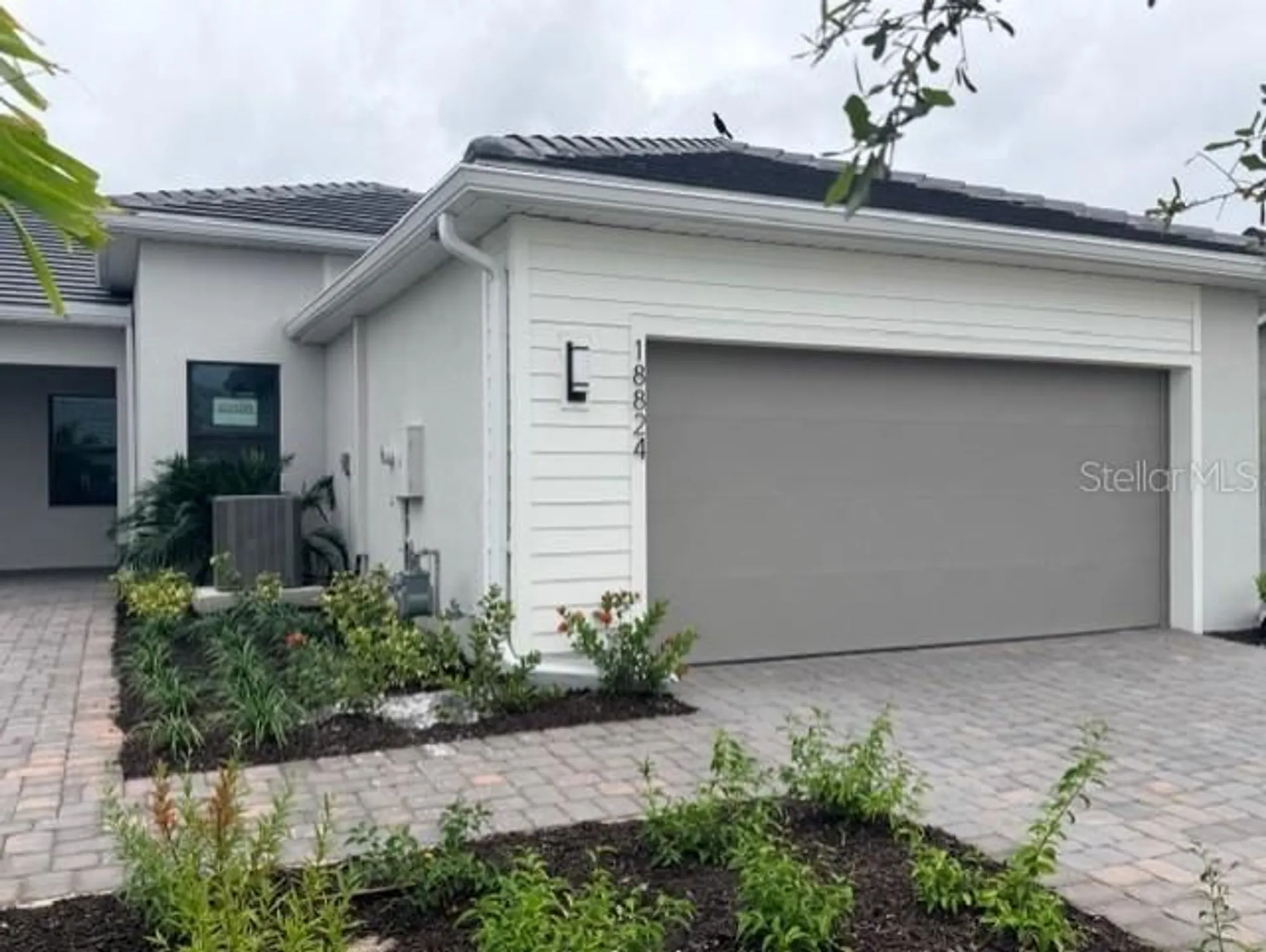 Property Slideshow image 1 of 9 | 18824 indian rock pl, Lakewood Ranch, FL, 34211