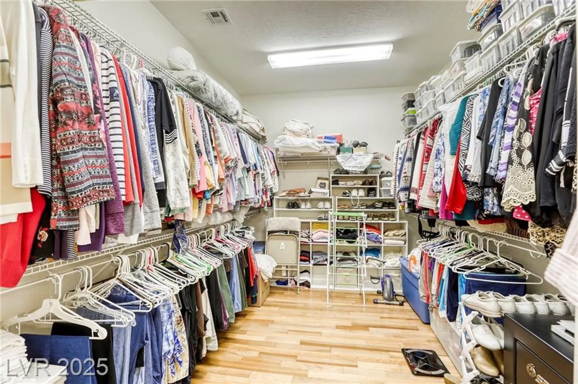 Property Slideshow image 22 of 70 | 7341 shelduck st, North Las Vegas, NV, 89084