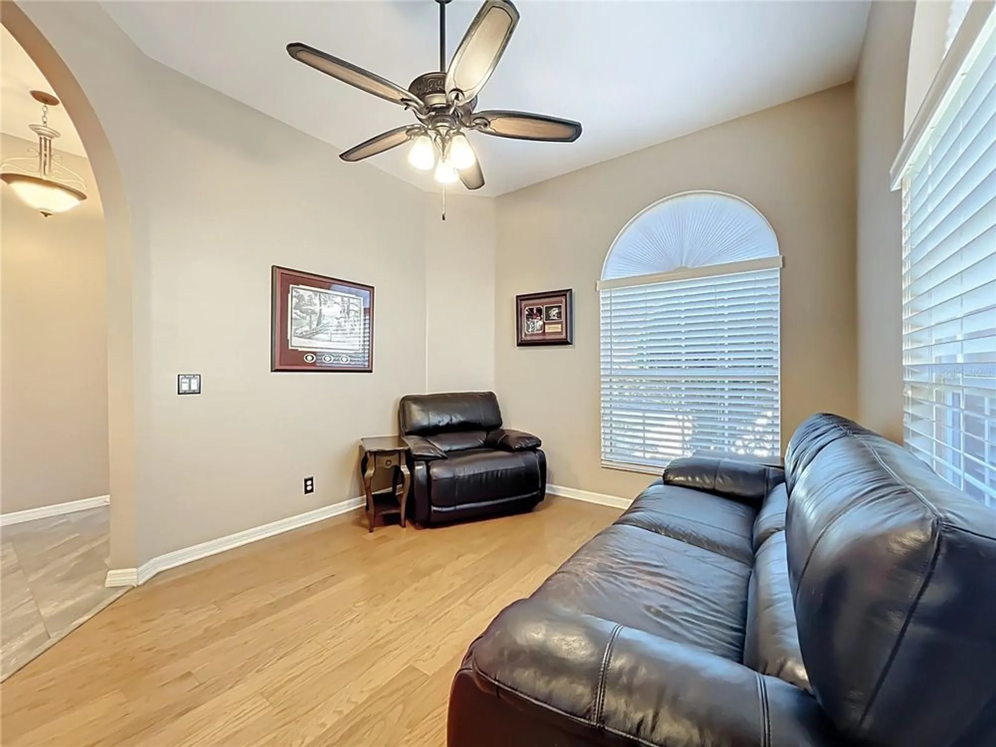 Property Slideshow image 3 of 50 | 6128 landings blvd, Lady Lake, FL, 32159