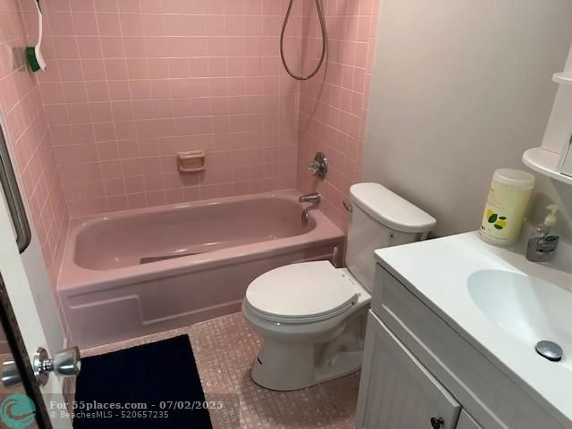 Property Slideshow image 9 of 19 | 461 nw 76th ave 106, Margate, FL, 33063