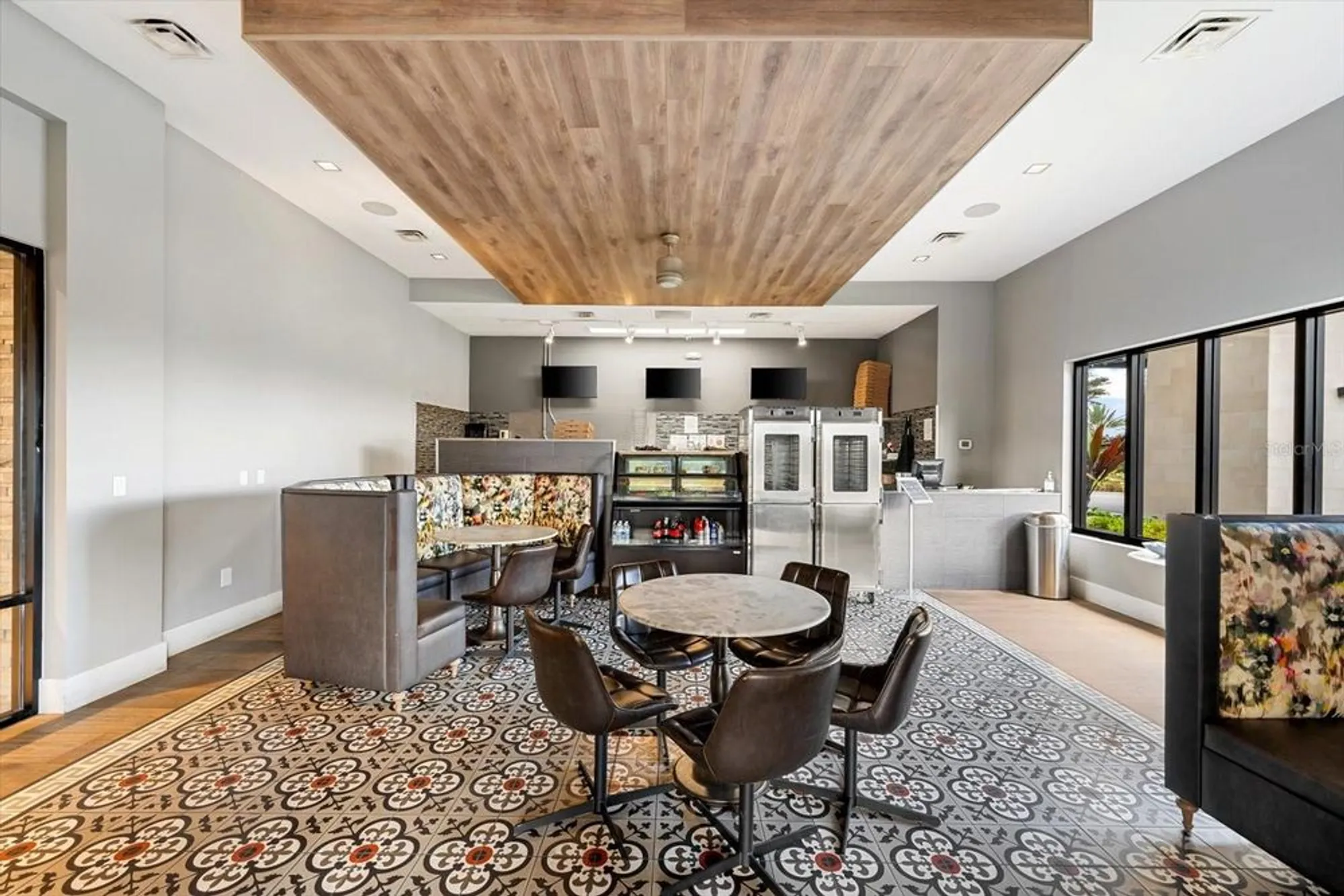 Property Slideshow image 64 of 74 | 5121 serata dr, Lakewood Ranch, FL, 34211