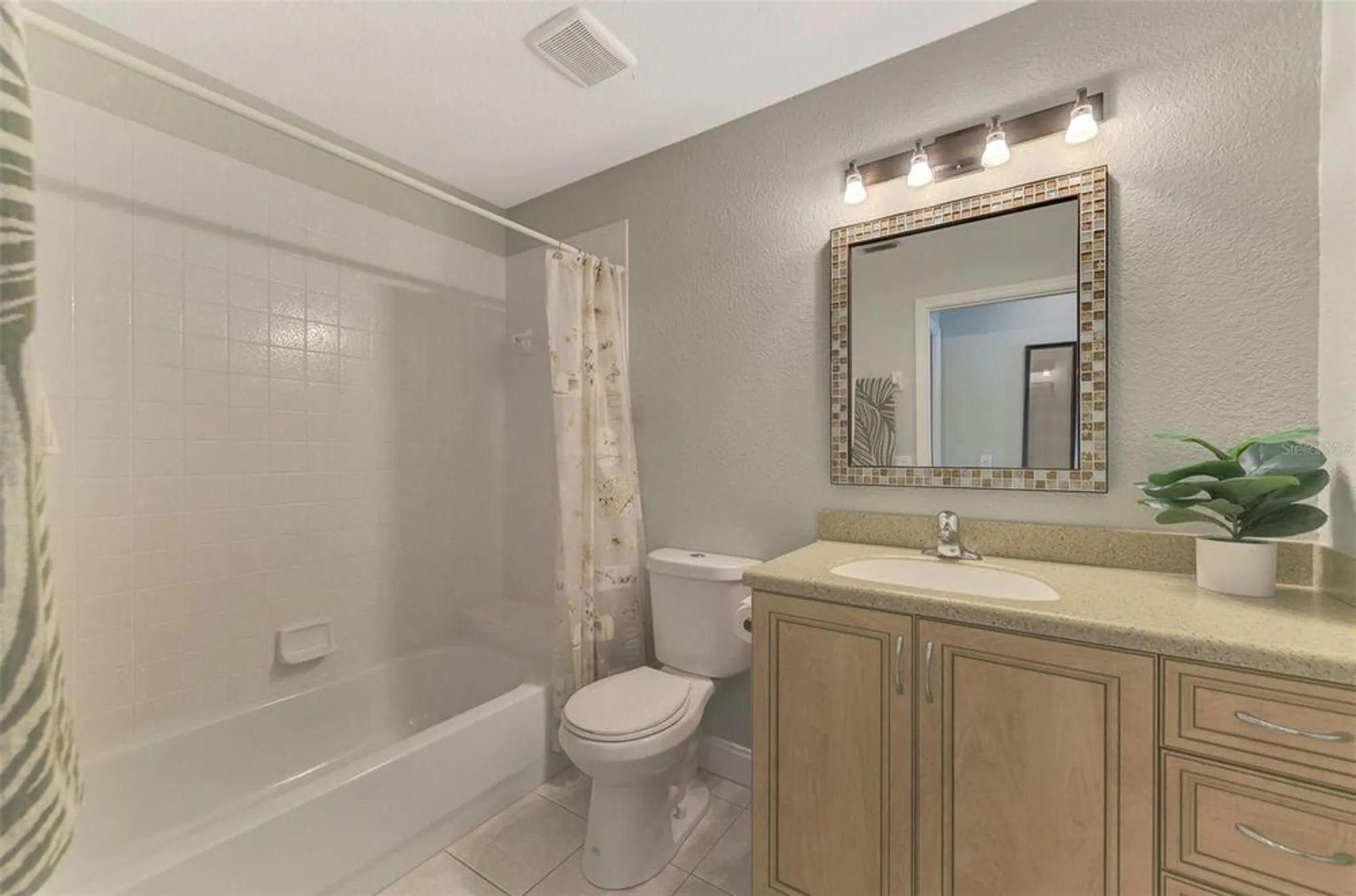 Property Slideshow image 29 of 70 | 3113 club dr apt 118, Port Charlotte, FL, 33953