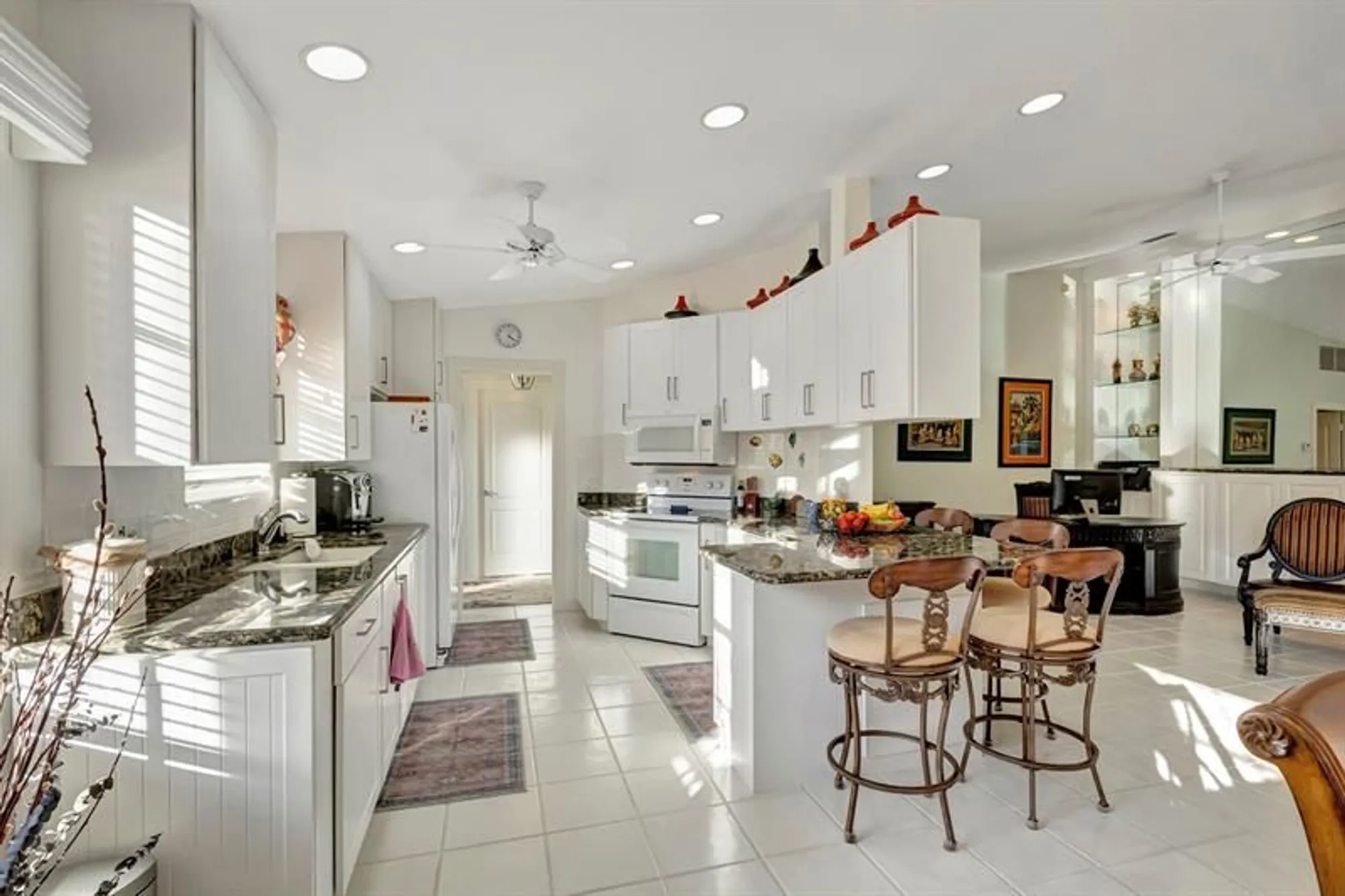 Property Slideshow image 12 of 45 | 7028 gila ln, West Palm Beach, FL, 33411