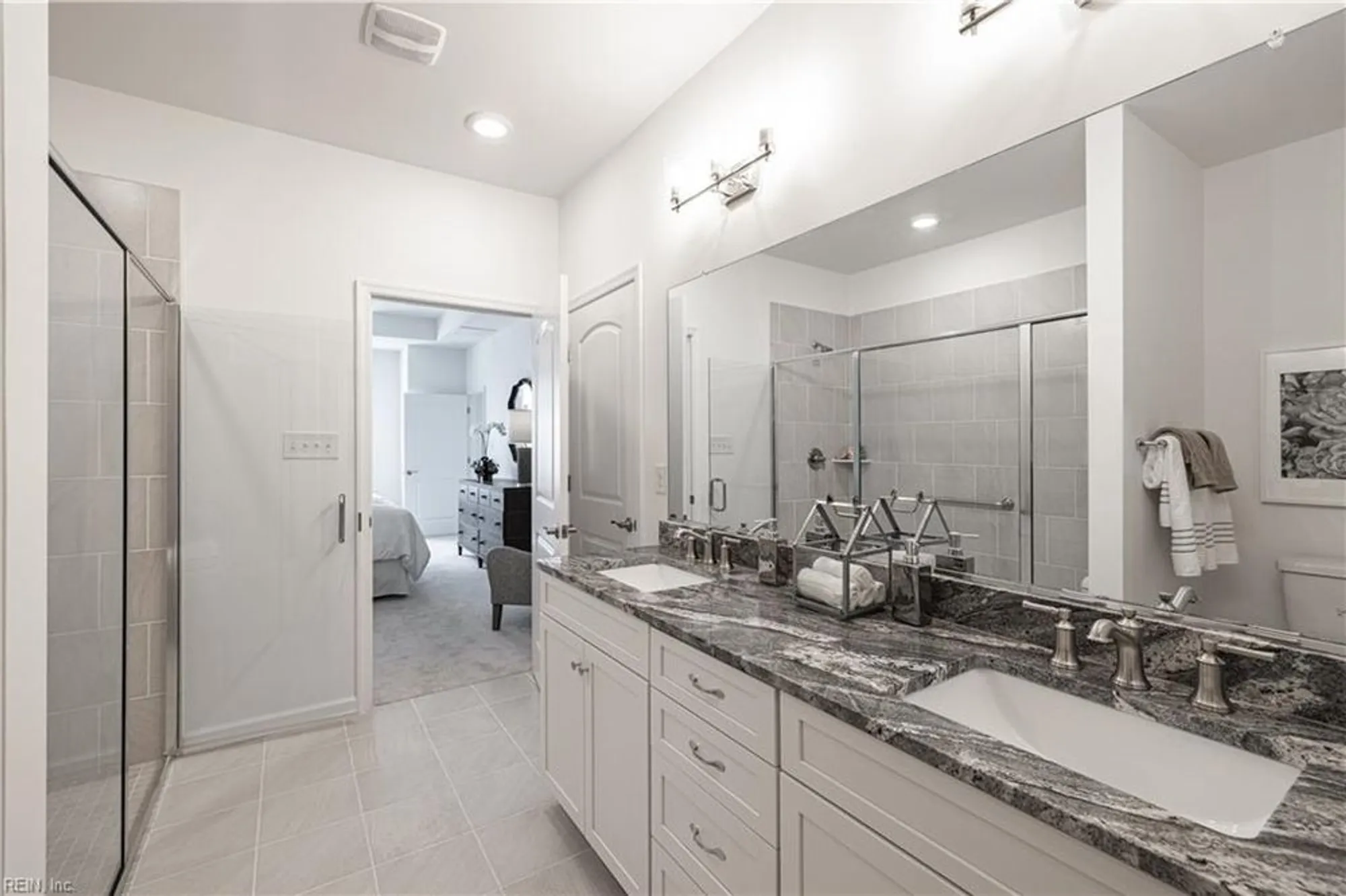 Property Slideshow image 25 of 33 | 202 oxford ave # 46-1, Smithfield, VA, 23430