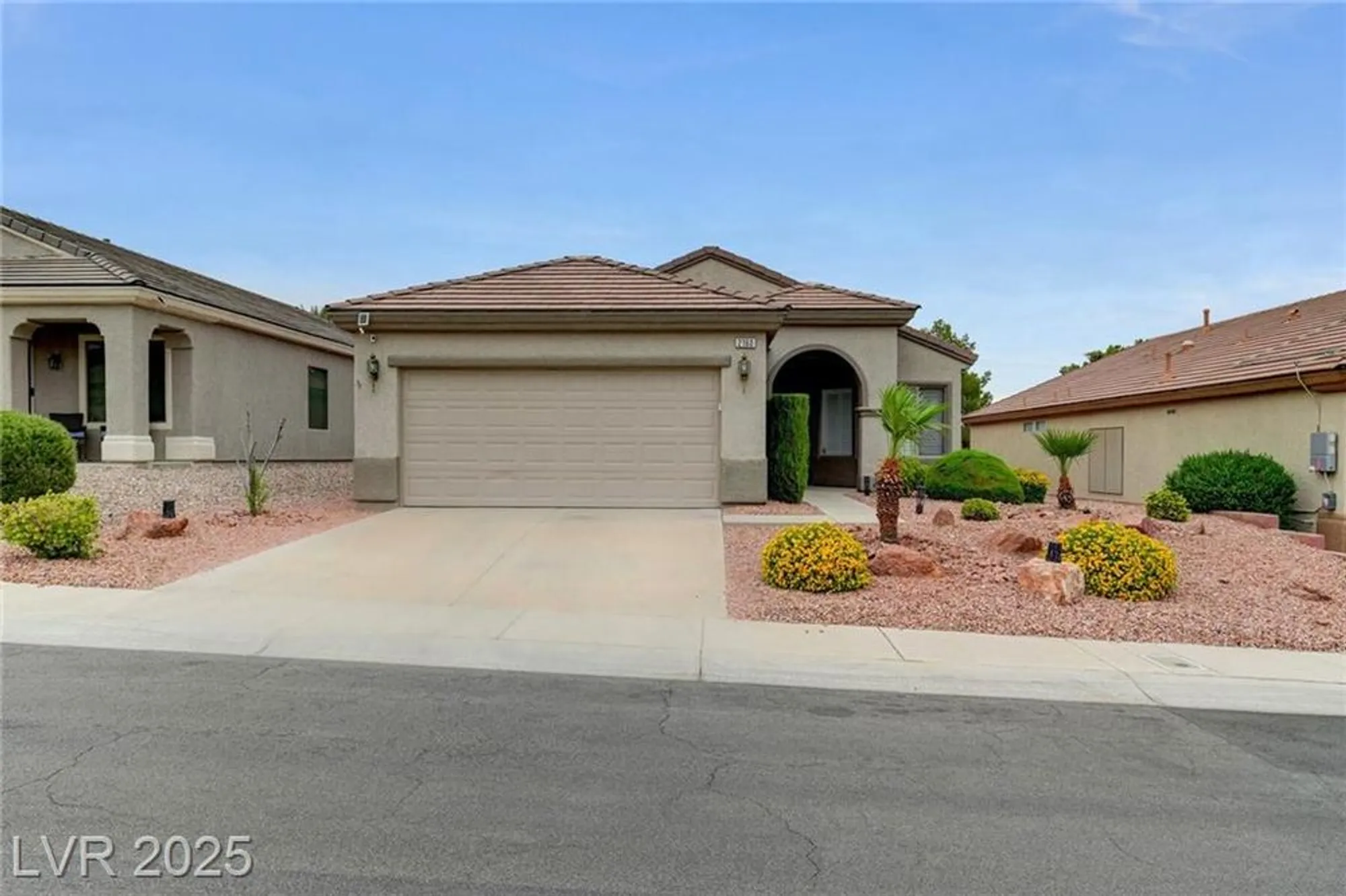 Property Slideshow image 1 of 93 | 2160 tiger links dr, Henderson, NV, 89012