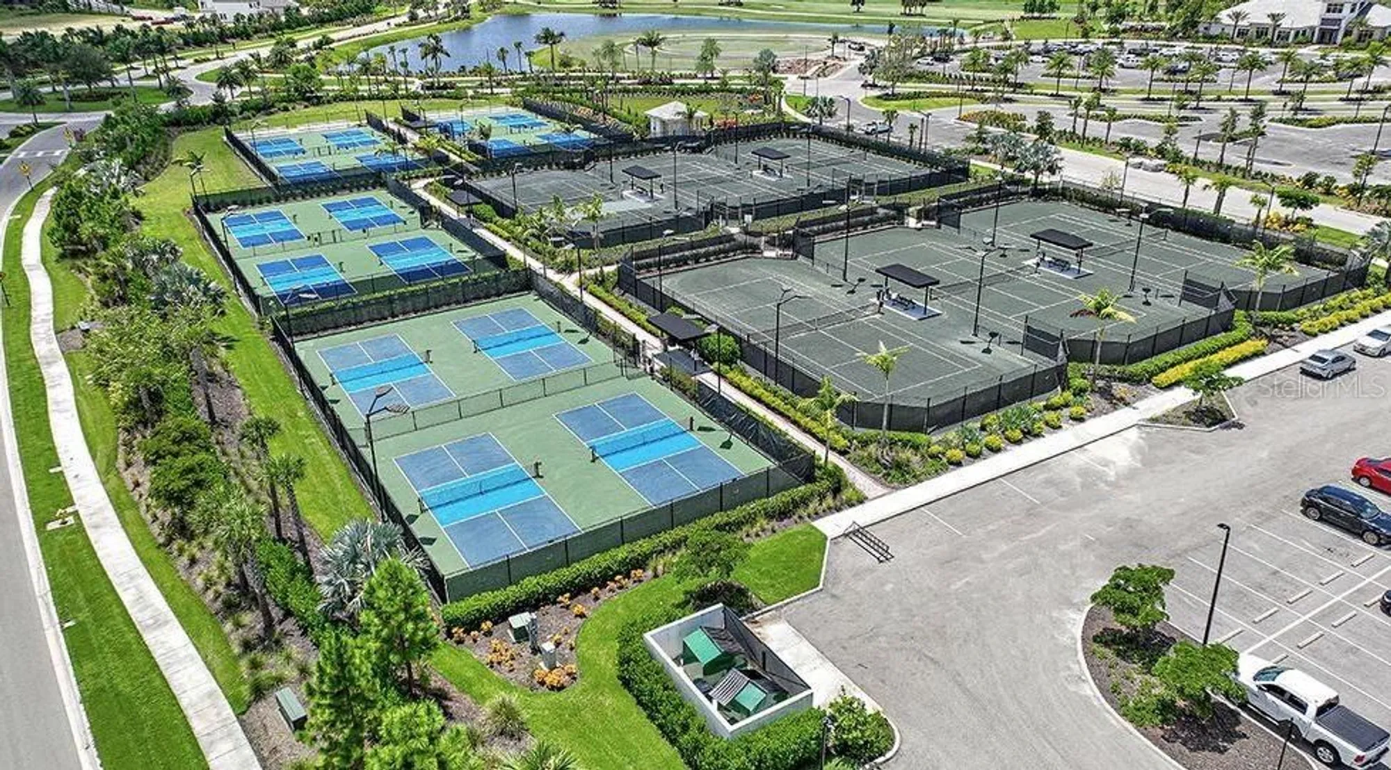 Property Slideshow image 21 of 32 | 3579 santa caterina blvd, Bradenton, FL, 34211