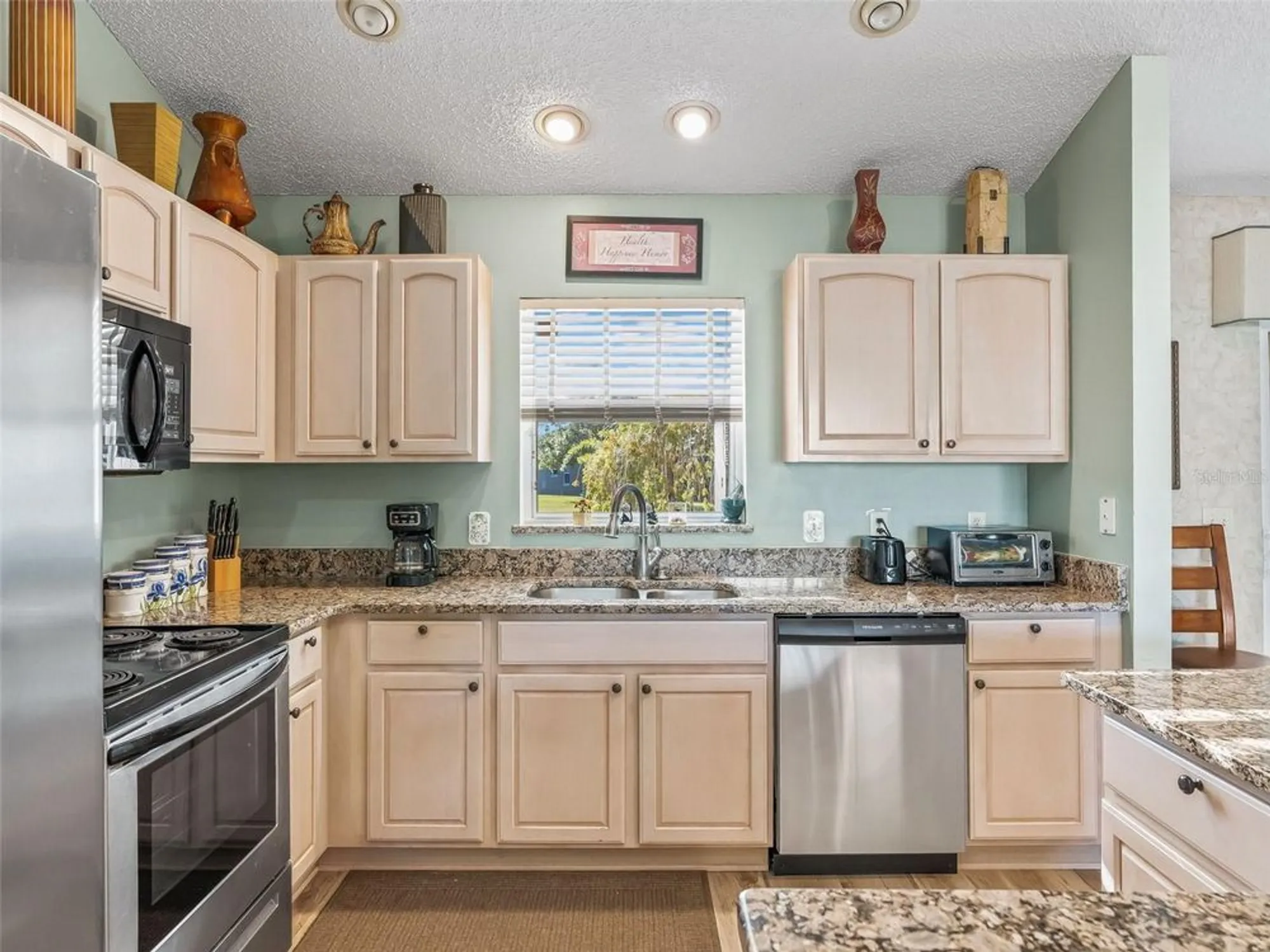 Property Slideshow image 18 of 50 | 3072 berwyn way, The Villages, FL, 32162