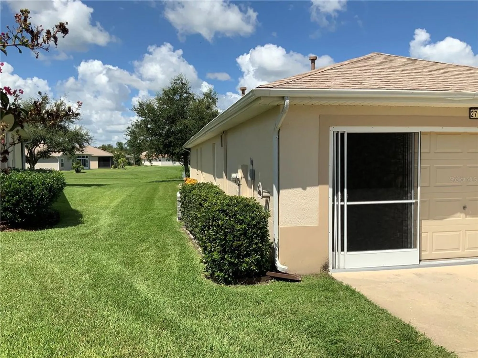 Property Slideshow image 5 of 26 | 27123 nostalgia dr, Leesburg, FL, 34748