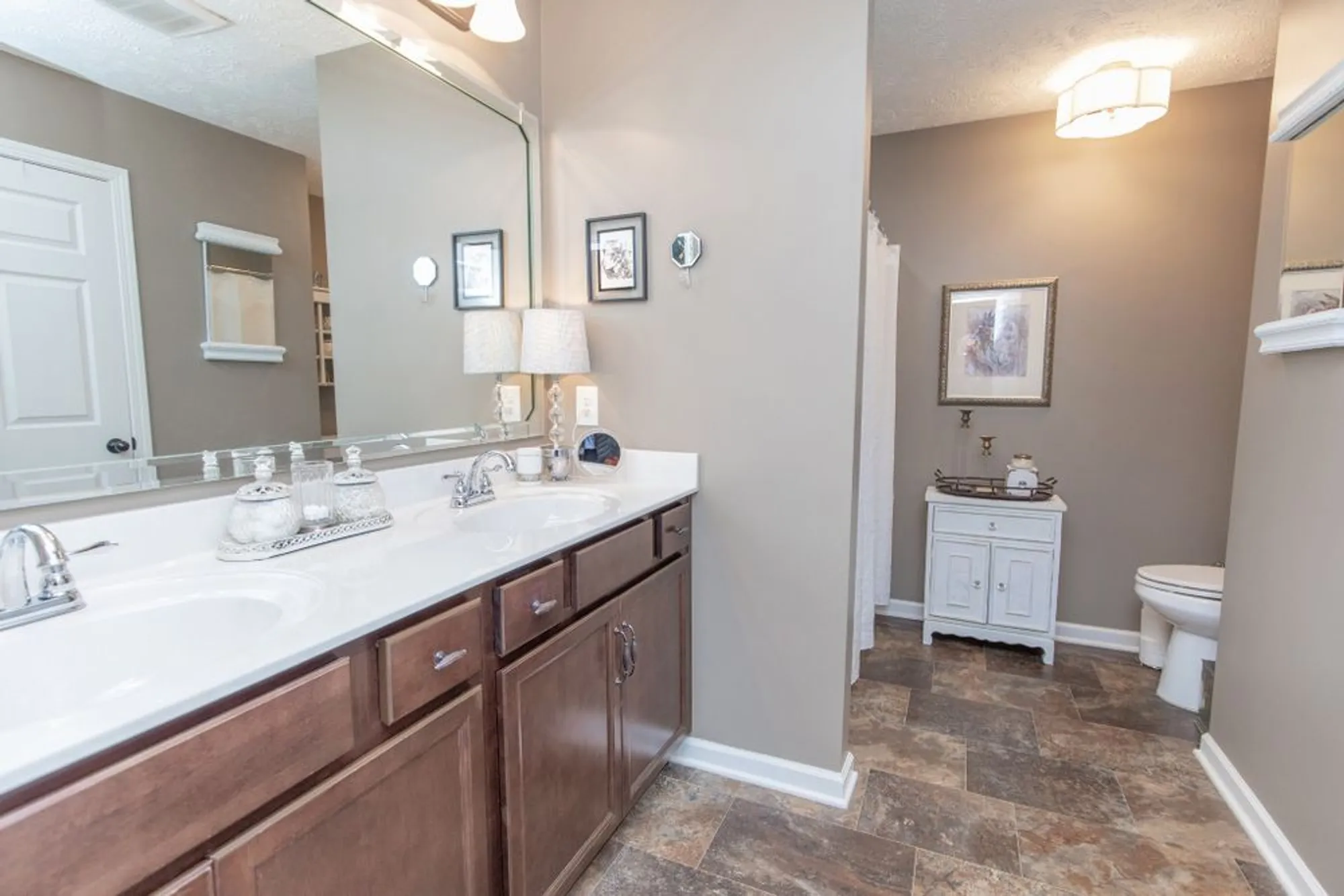 Property Slideshow image 28 of 50 | 395 devon chase hl 6001, Gallatin, TN, 37066