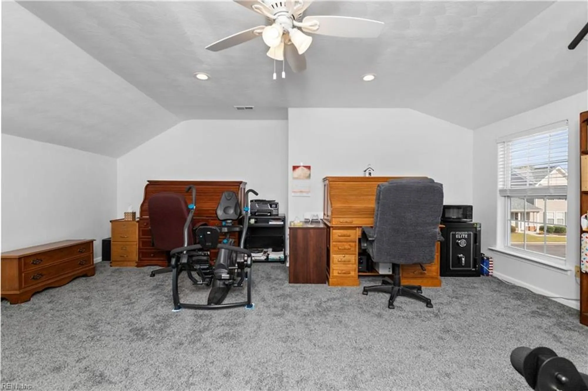 Property Slideshow image 39 of 45 | 1134 alexandria ln, Chesapeake, VA, 23320