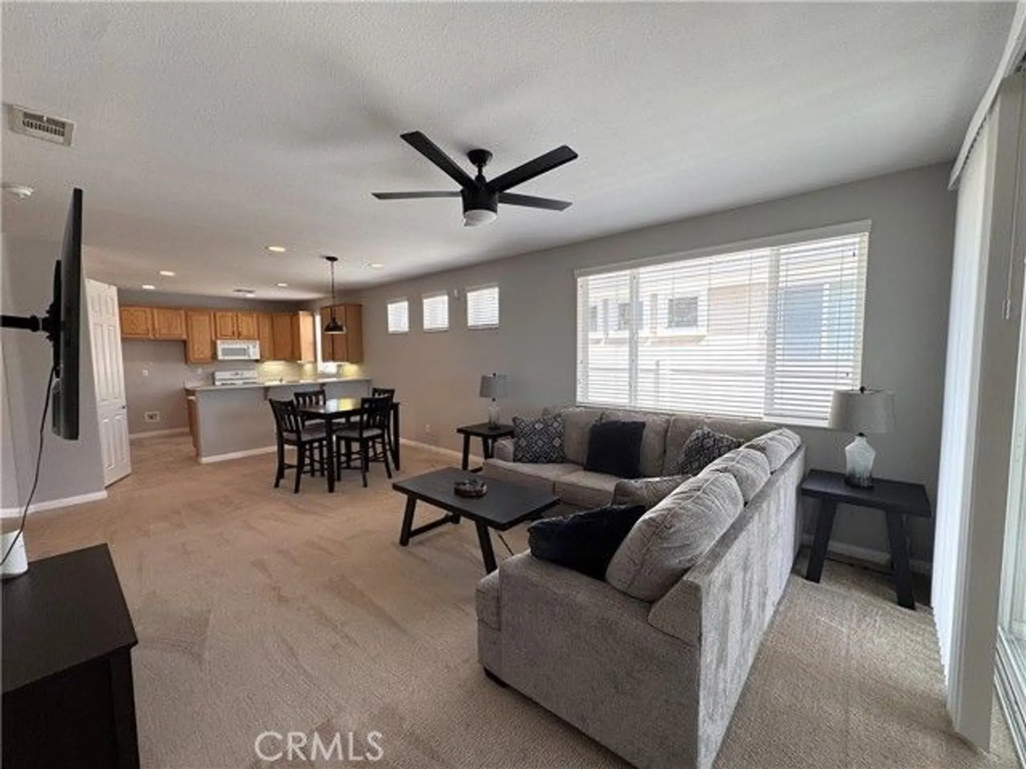 Property Slideshow image 6 of 24 | 11115 sun river ct, Apple Valley, CA, 92308