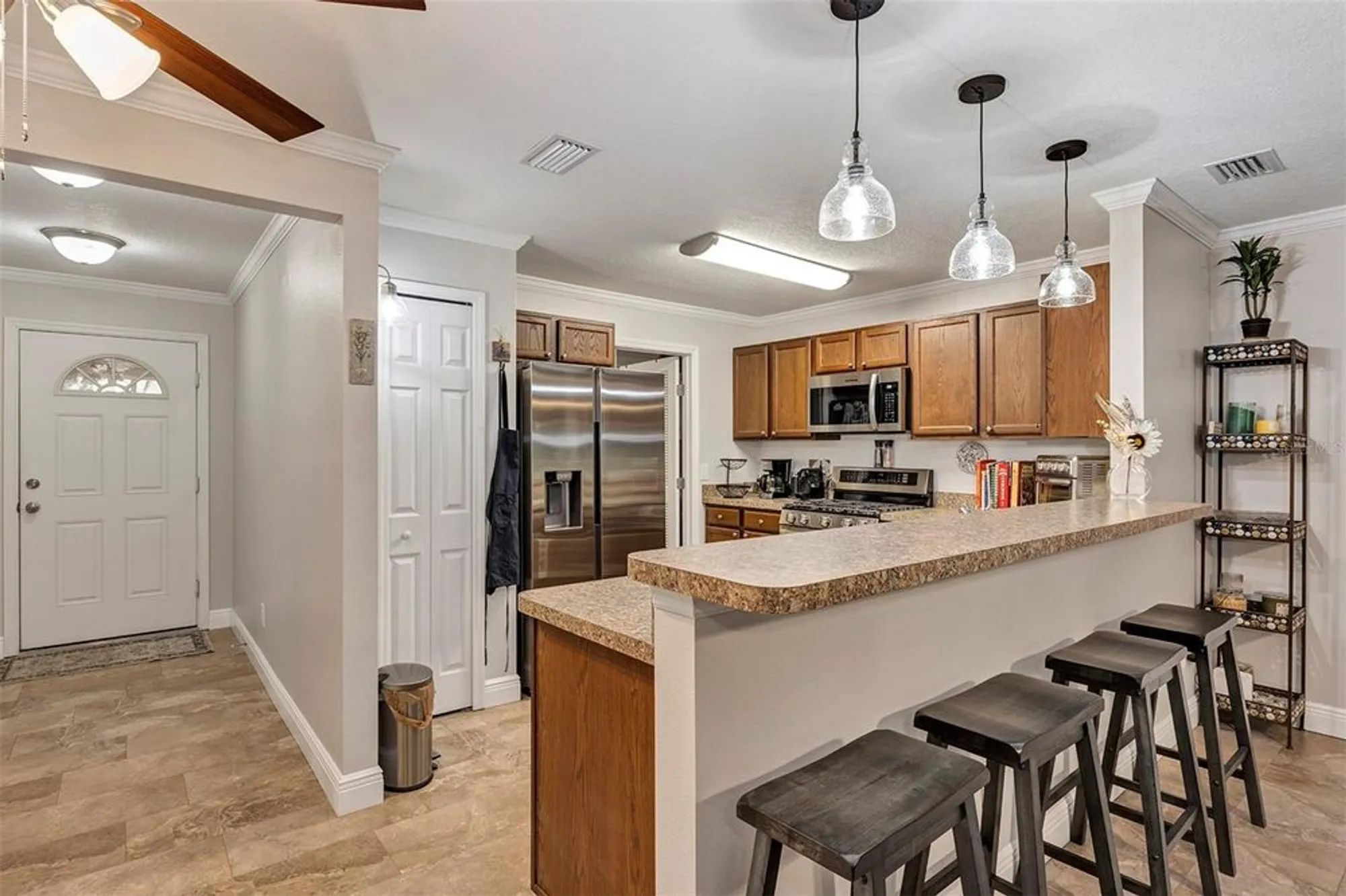 Property Slideshow image 5 of 47 | 26925 white plains way, Leesburg, FL, 34748