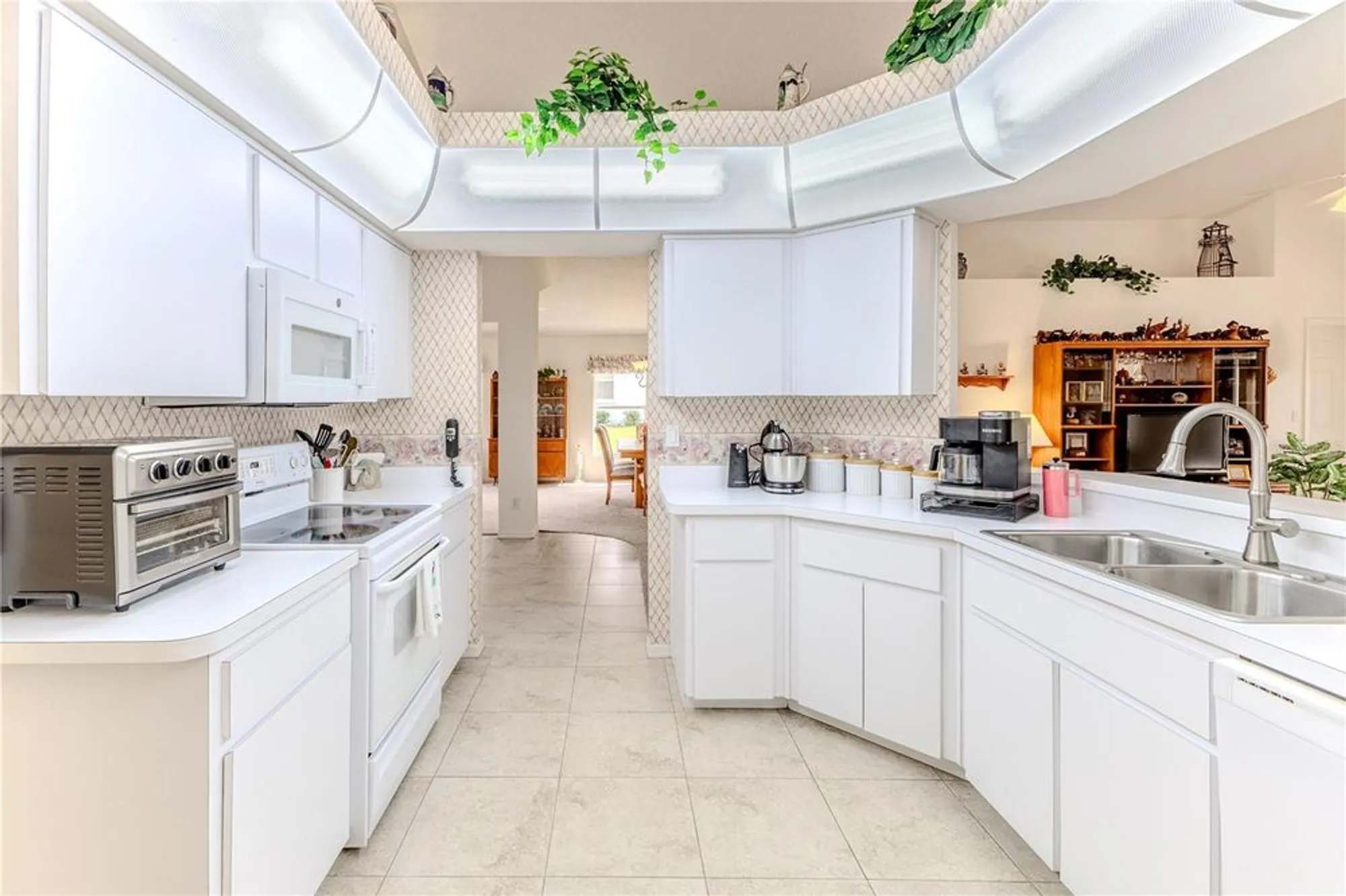 Property Slideshow image 17 of 51 | 464 mistwood ct, Spring Hill, FL, 34609