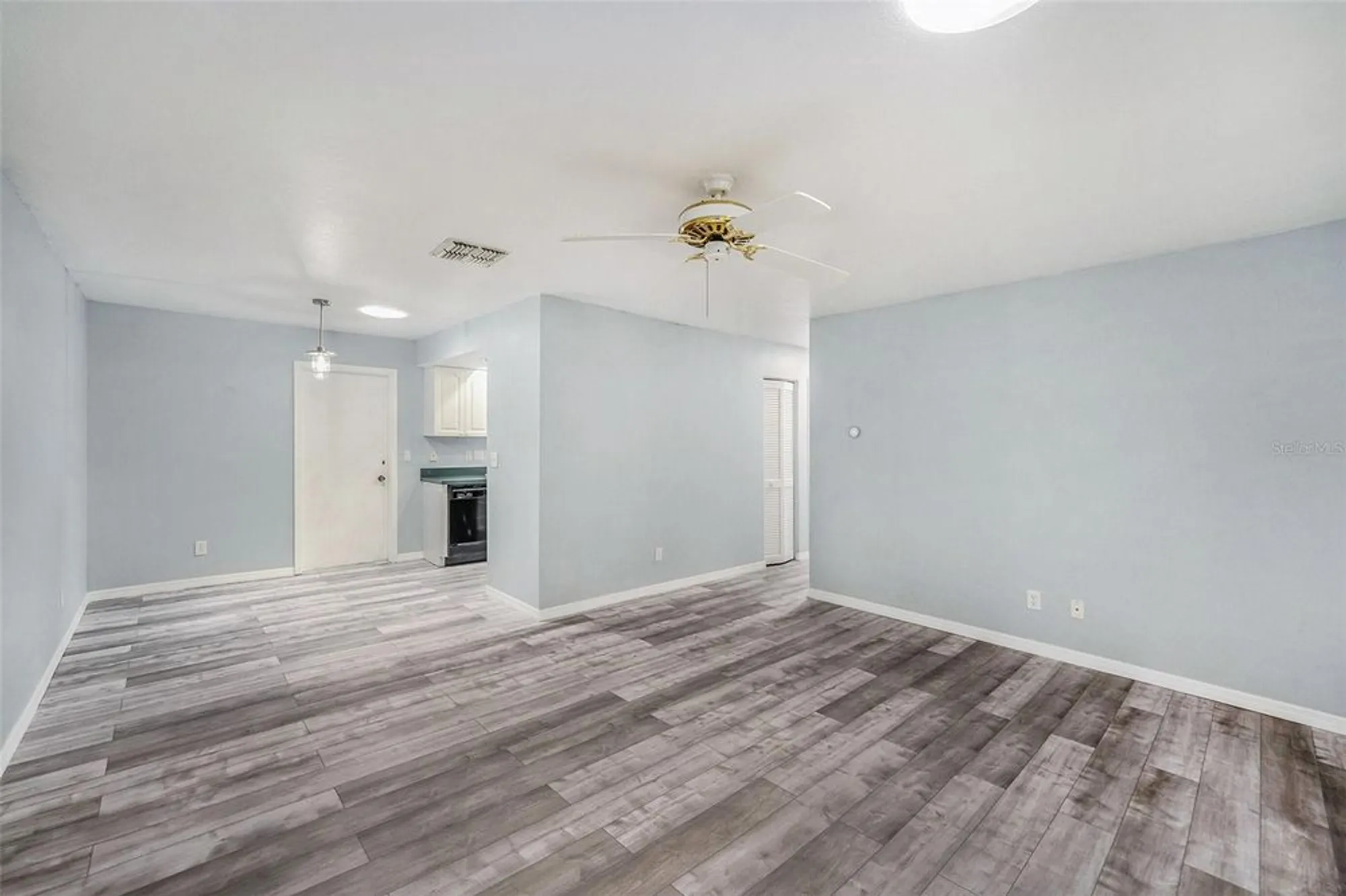 Property Slideshow image 7 of 41 | 2770 keats ter c, Palm Harbor, FL, 34684