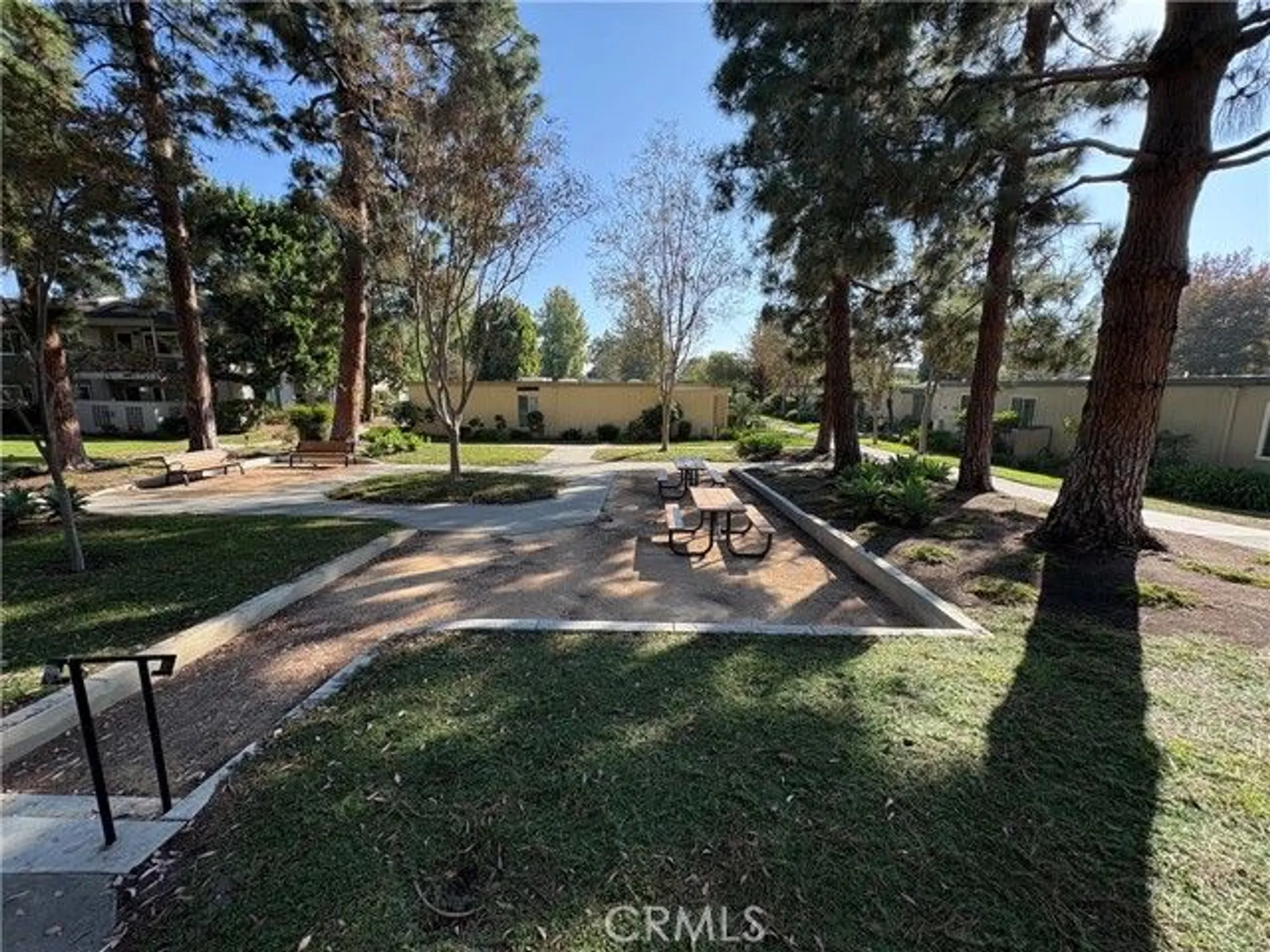 Property Slideshow image 33 of 54 | 207 avenida majorca c, Laguna Woods, CA, 92637