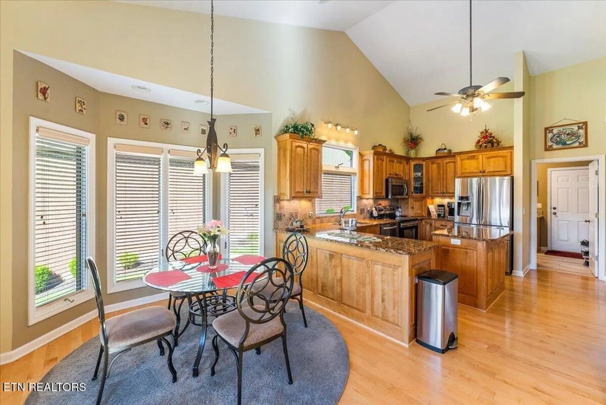 Property Slideshow image 28 of 55 | 108 wewoka way, Loudon, TN, 37774