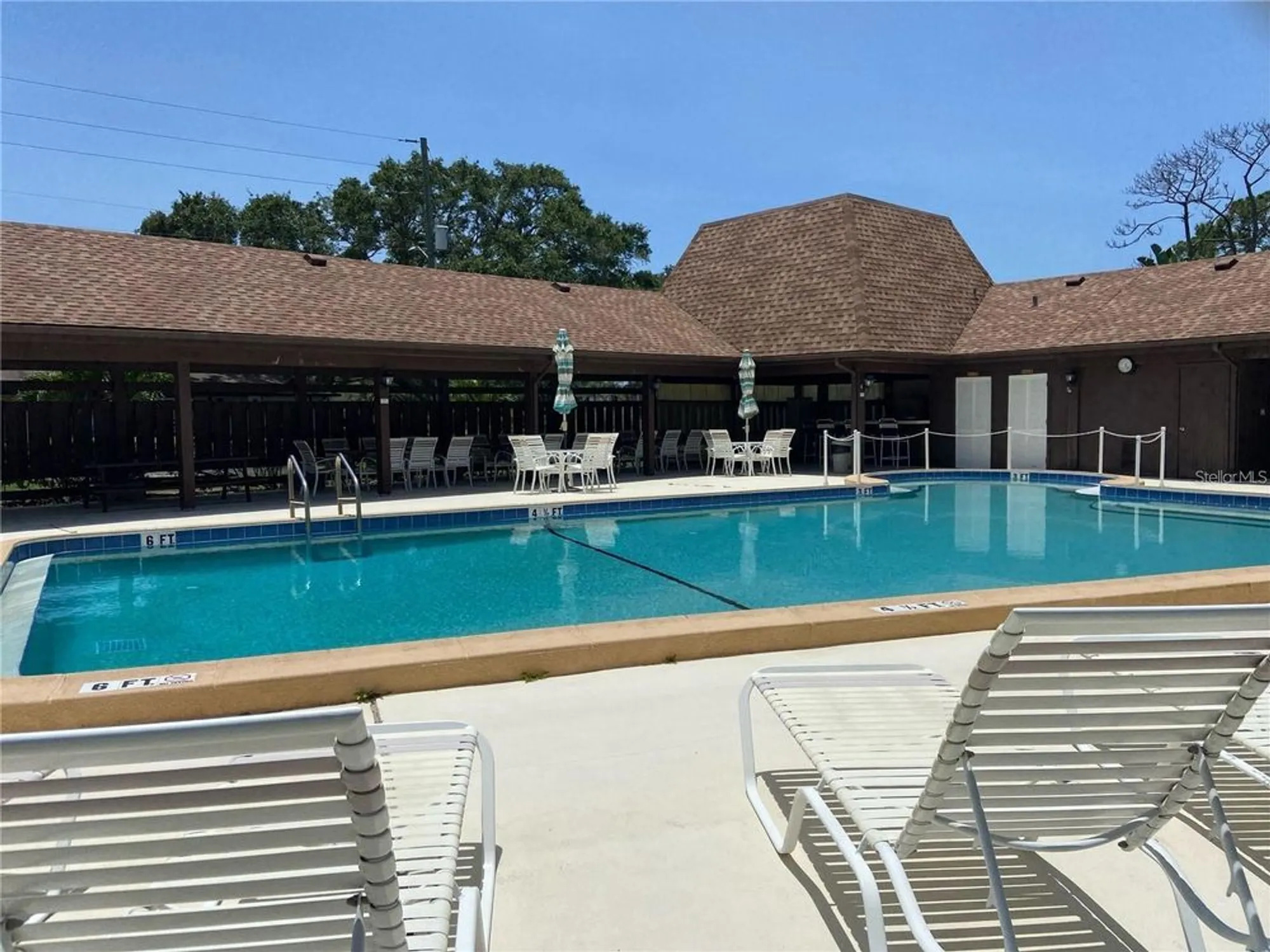 Property Slideshow image 28 of 37 | 1417 heather ridge blvd, Dunedin, FL, 34698