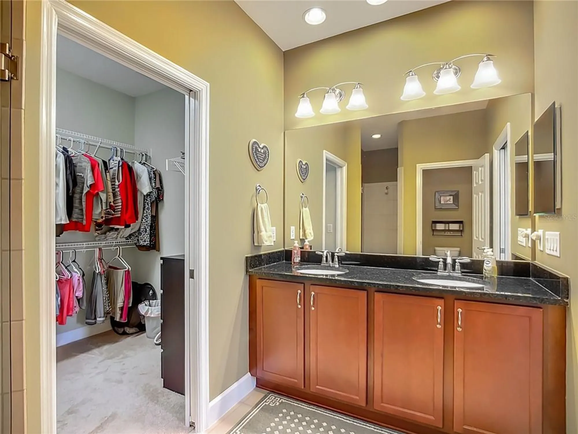 Property Slideshow image 12 of 43 | 689 chipper dr, Sun City Center, FL, 33573