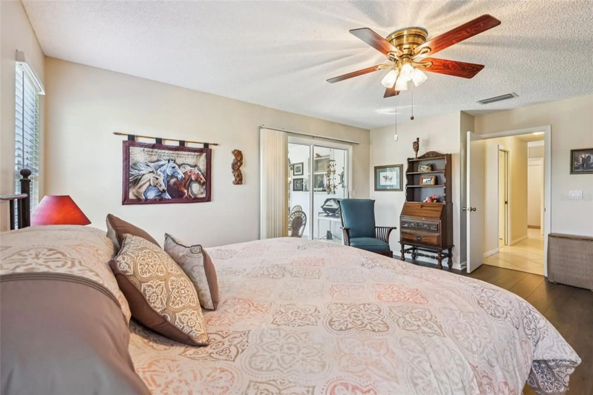 Property Slideshow image 19 of 27 | 26209 newcombe cir, Leesburg, FL, 34748