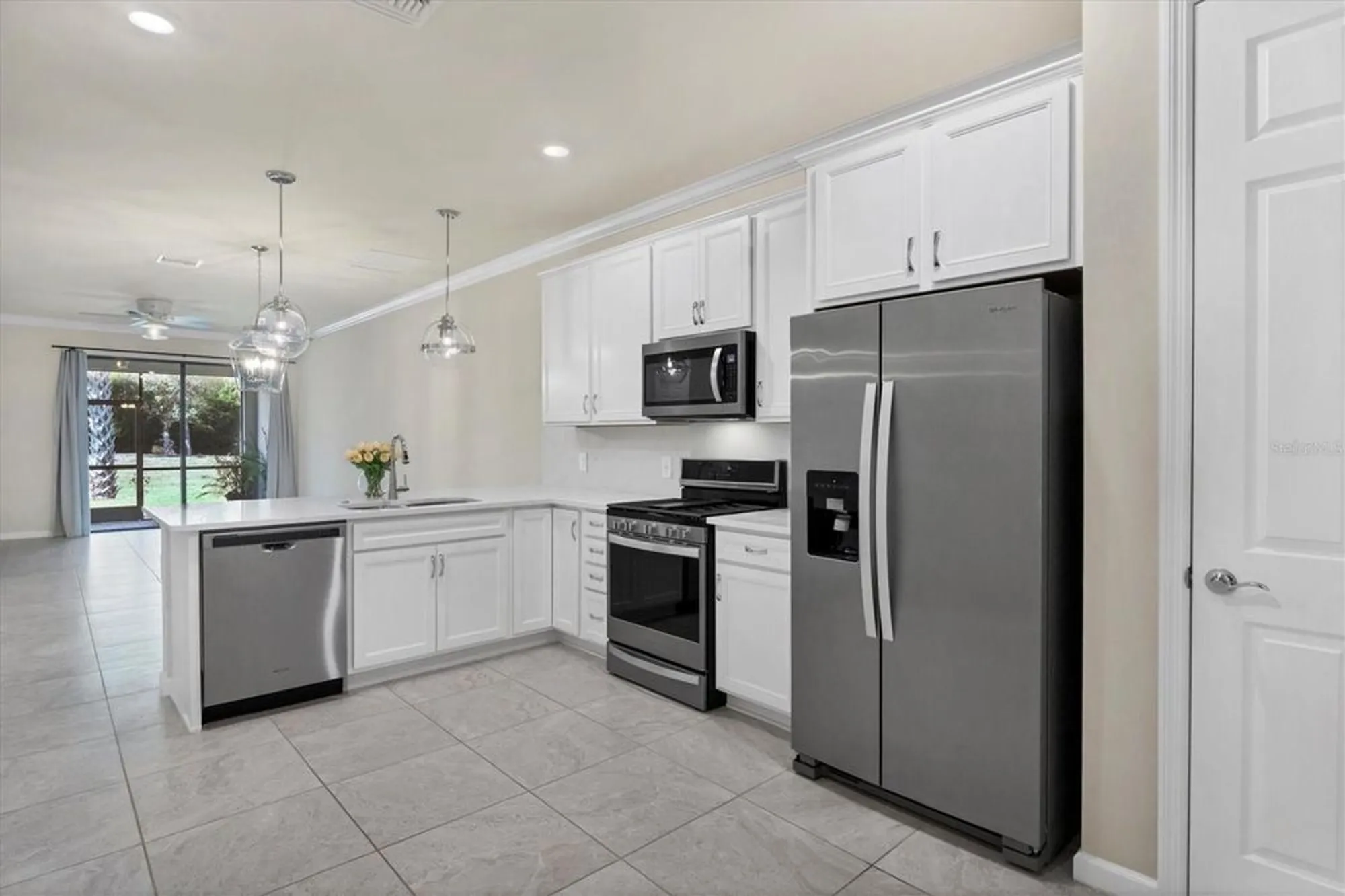 Property Slideshow image 12 of 58 | 17660 northwood pl, Bradenton, FL, 34202