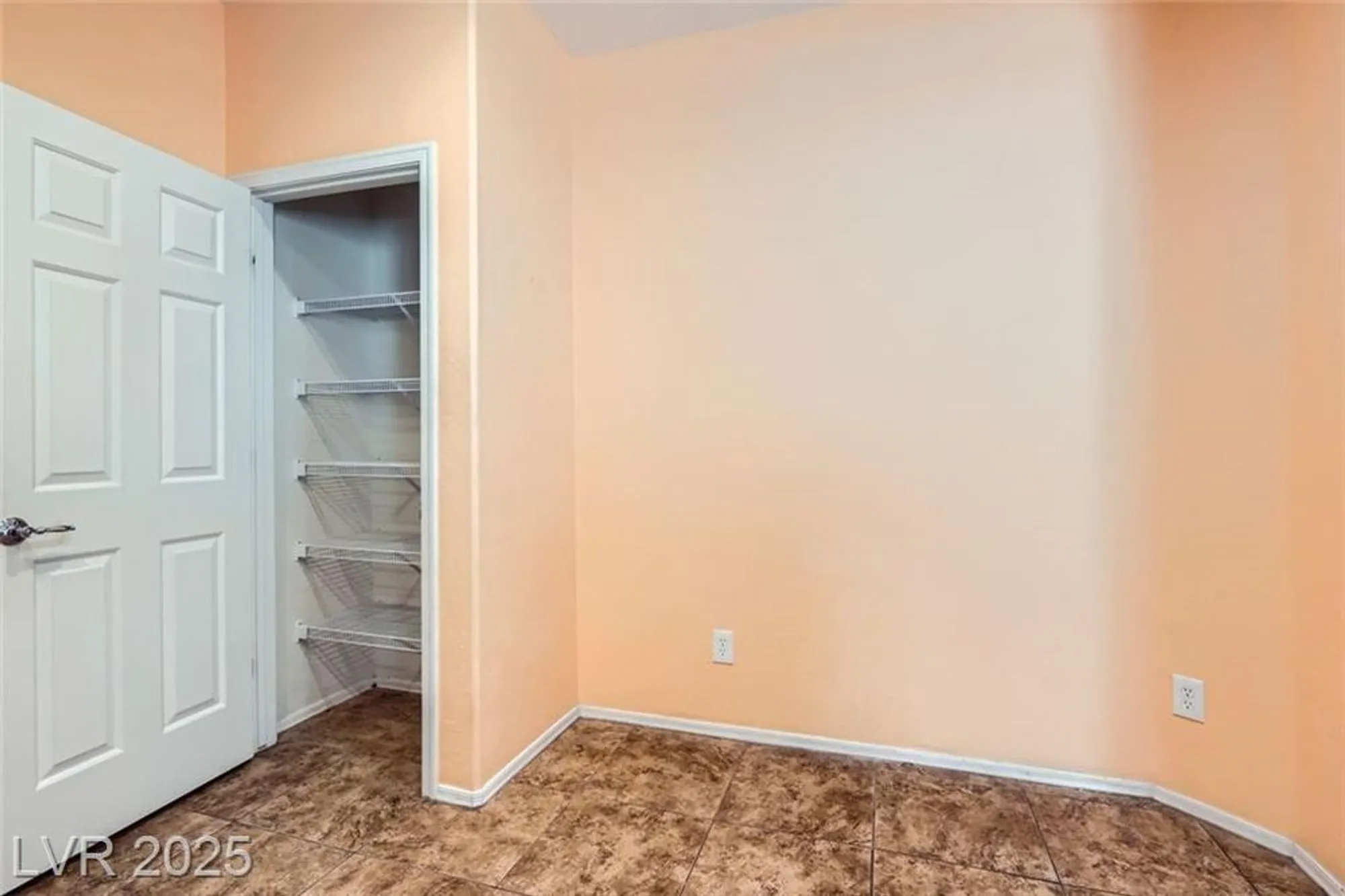 Property Slideshow image 24 of 53 | 6128 isola peak ave, Las Vegas, NV, 89122