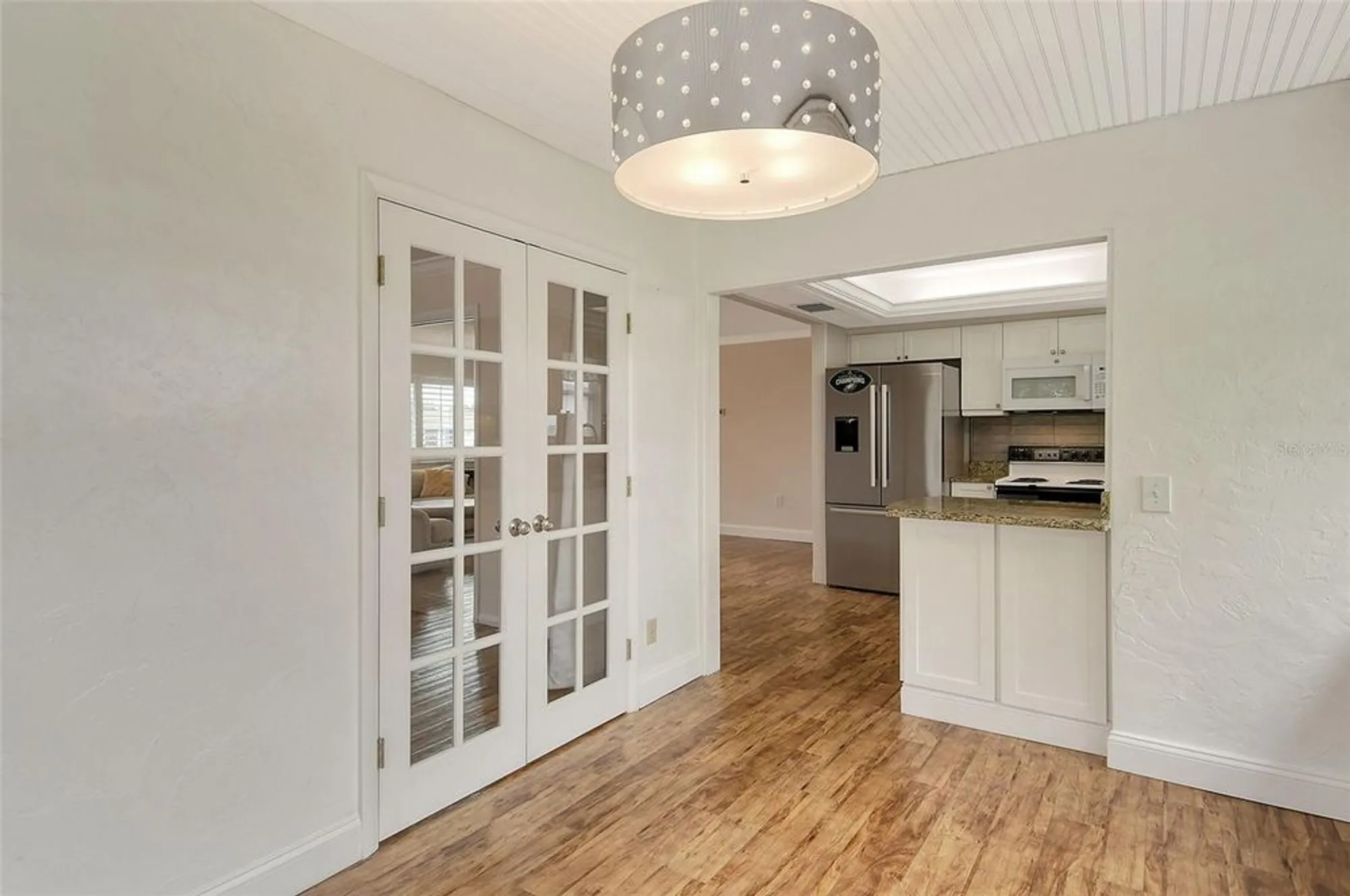 Property Slideshow image 17 of 35 | 2325 riverbluff pkwy # v247, Sarasota, FL, 34231