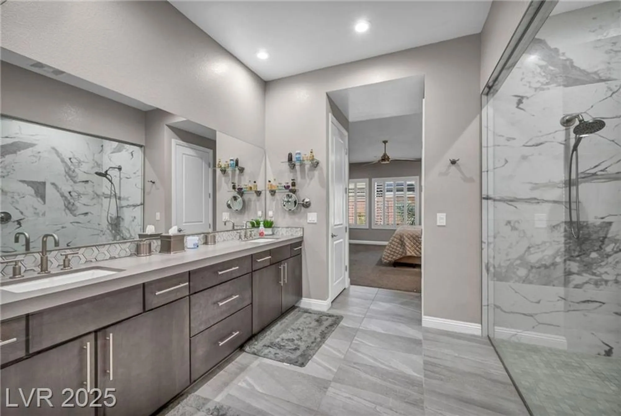 Property Slideshow image 12 of 98 | 10018 regency square ave, Las Vegas, NV, 89148