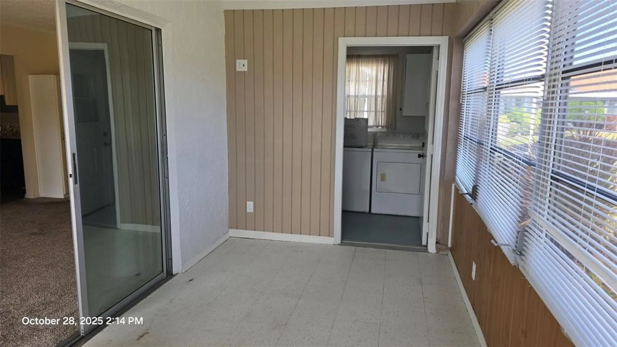 Property Slideshow image 20 of 23 | 1826 foxhunt dr b, Sun City Center, FL, 33573