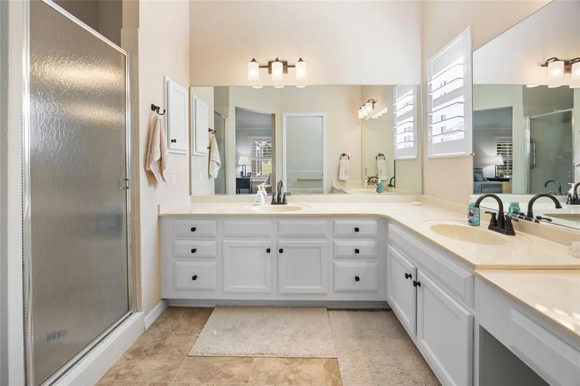 Property Slideshow image 15 of 32 | 913 soledad way, The Villages, FL, 32159
