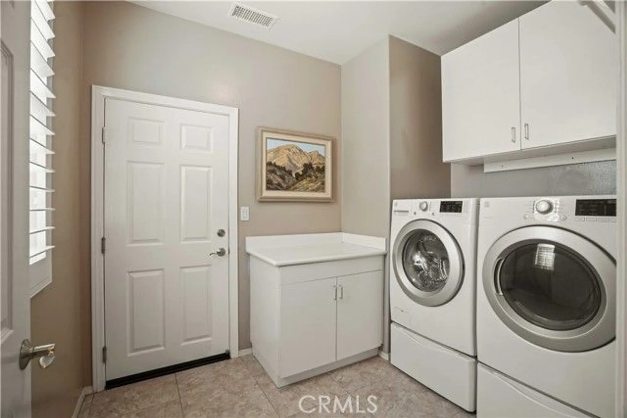 Property Slideshow image 23 of 63 | 23715 western cedar ct, Valencia, CA, 91354