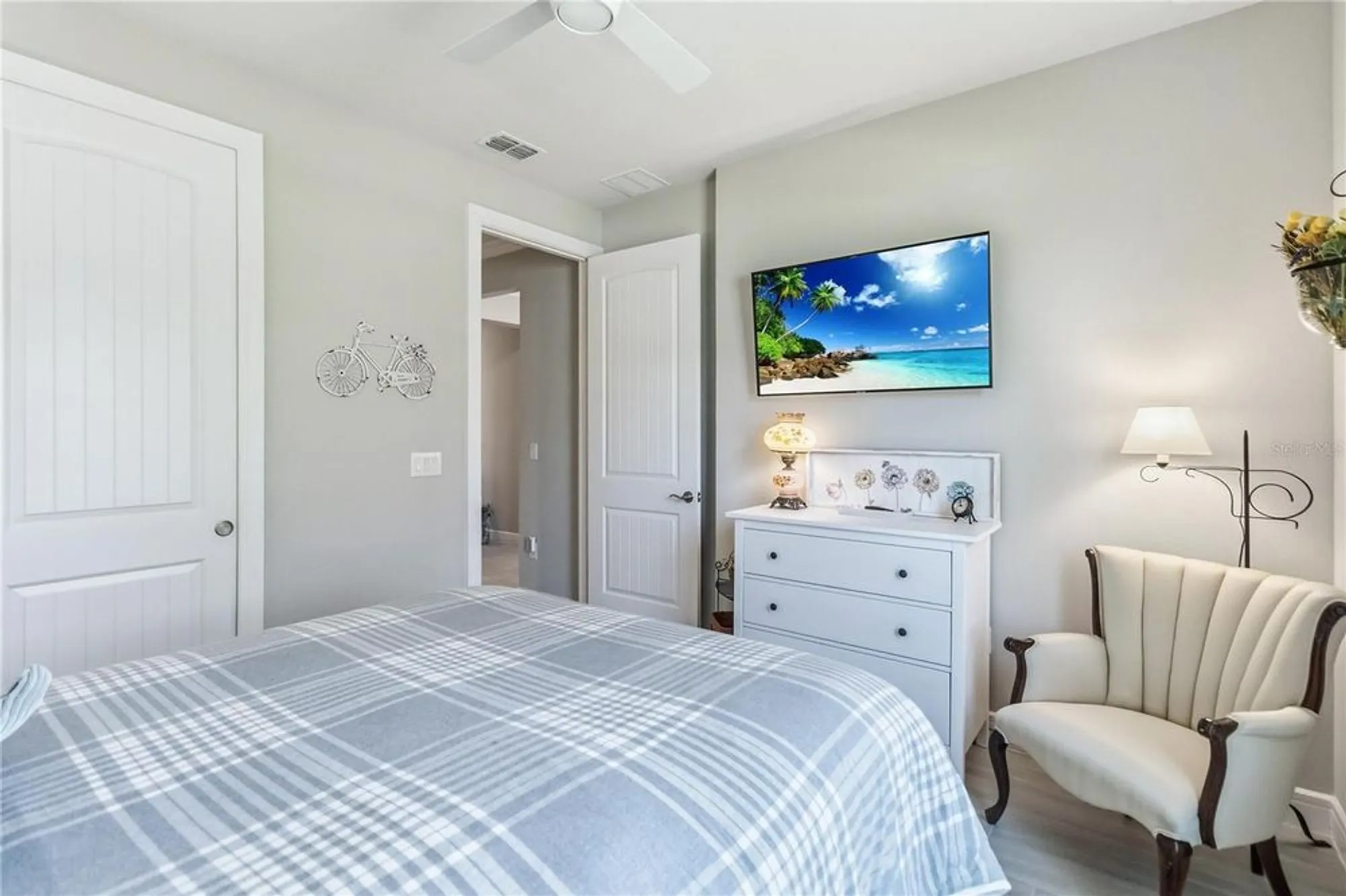 Property Slideshow image 22 of 49 | 2695 river creek ln, Saint Cloud, FL, 34771