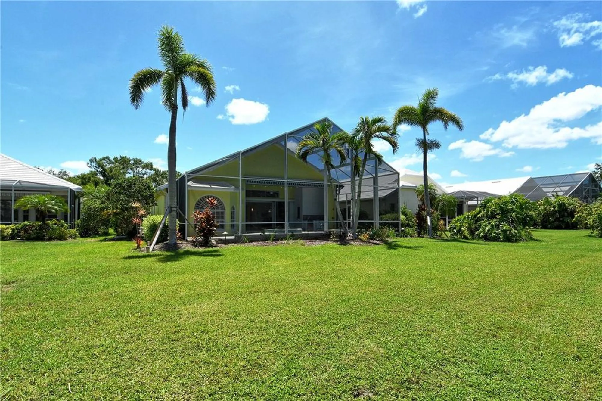 Property Slideshow image 43 of 52 | 340 bermuda ct 5, Venice, FL, 34293