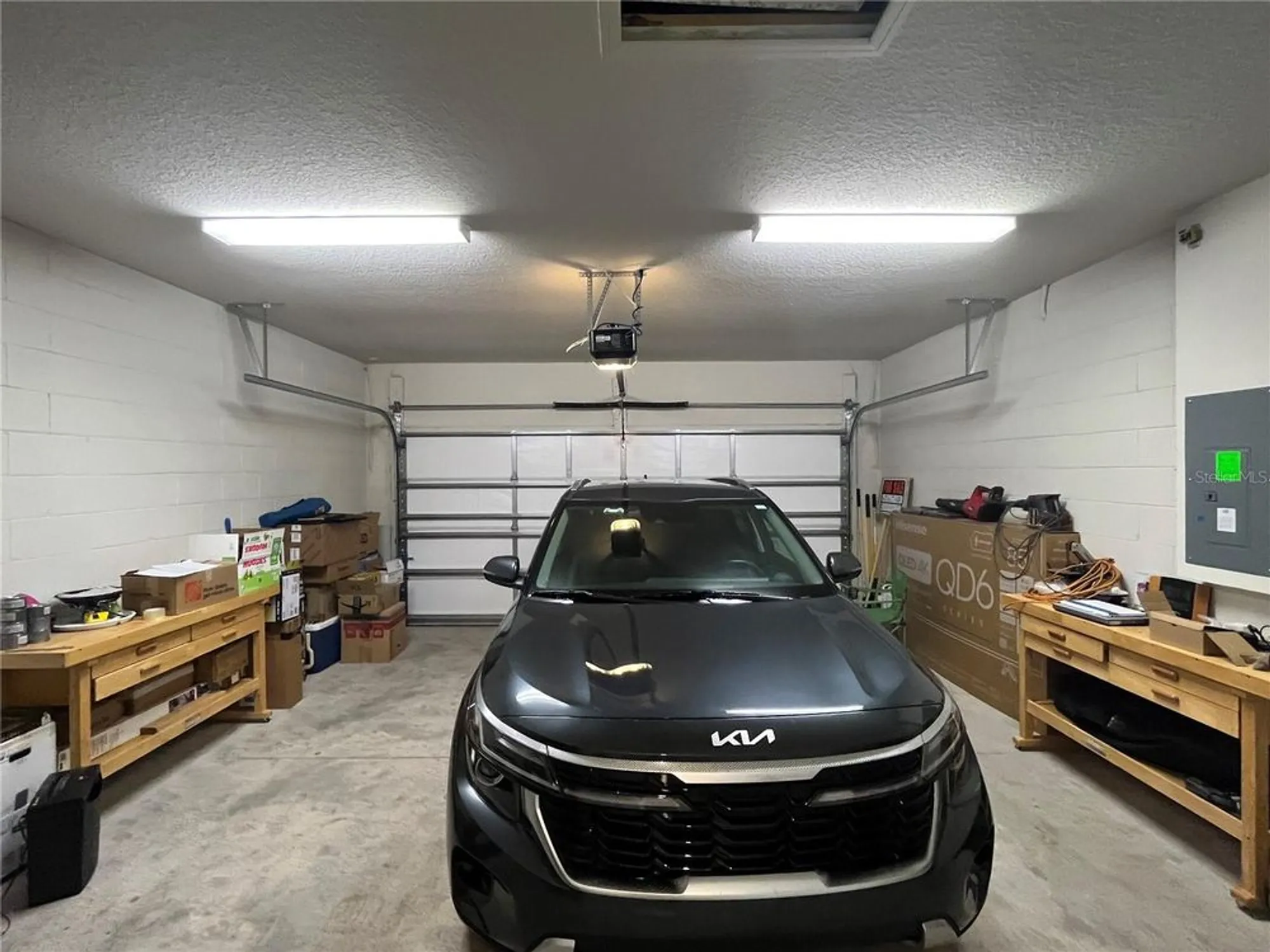 Property Slideshow image 4 of 49 | 1909 spring shower cir, Kissimmee, FL, 34744