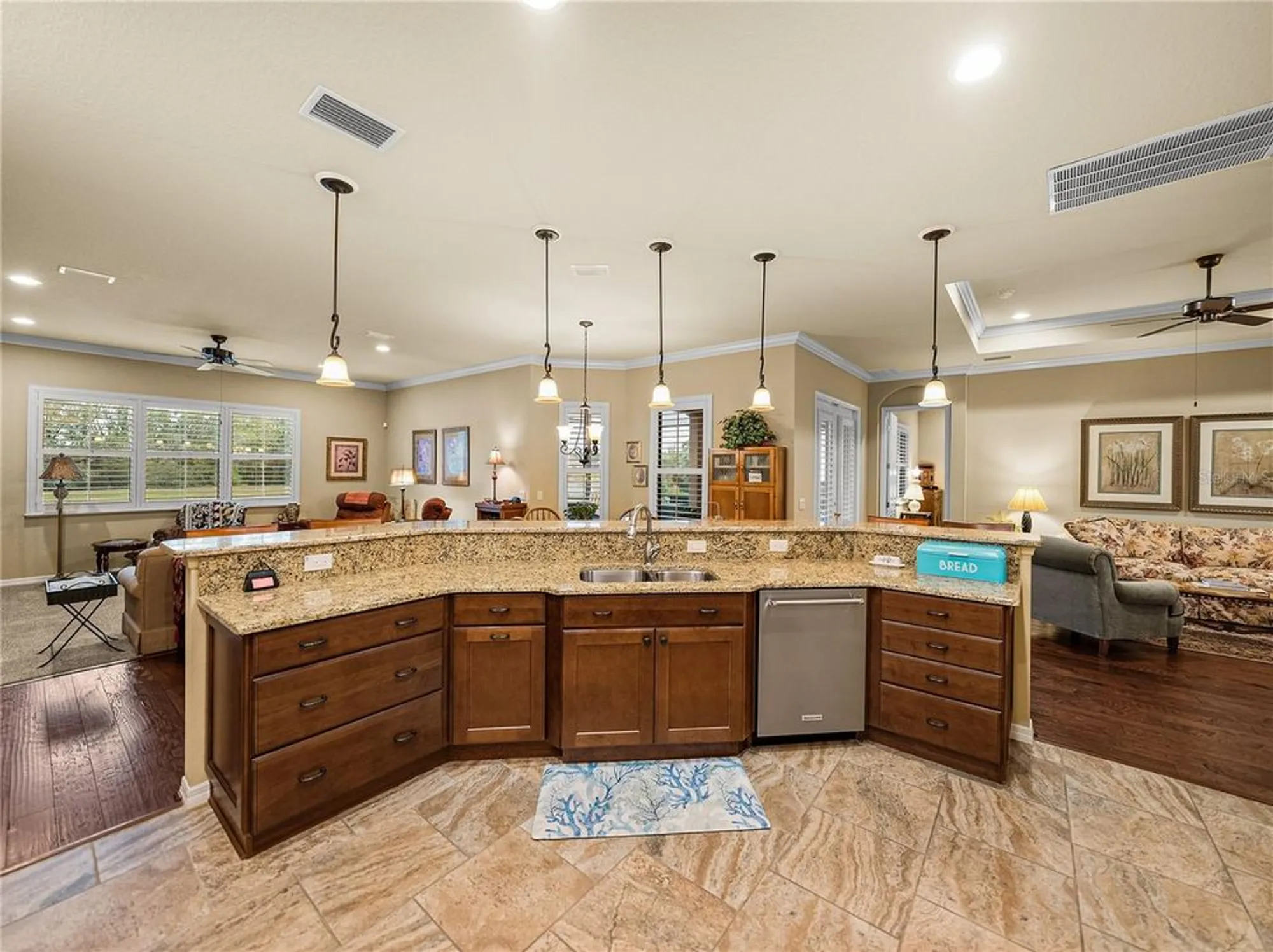 Property Slideshow image 17 of 95 | 1336 oakmont dr, Winter Haven, FL, 33884
