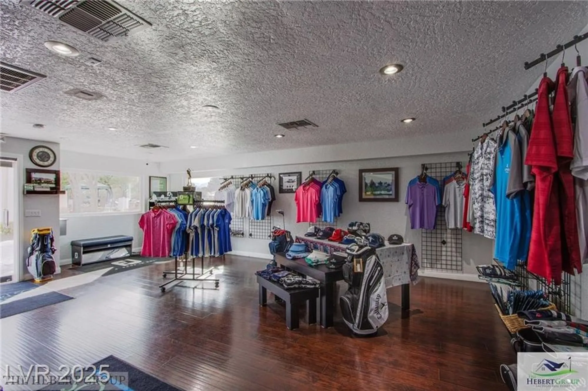 Property Slideshow image 45 of 49 | 5245 roca ln, Las Vegas, NV, 89130