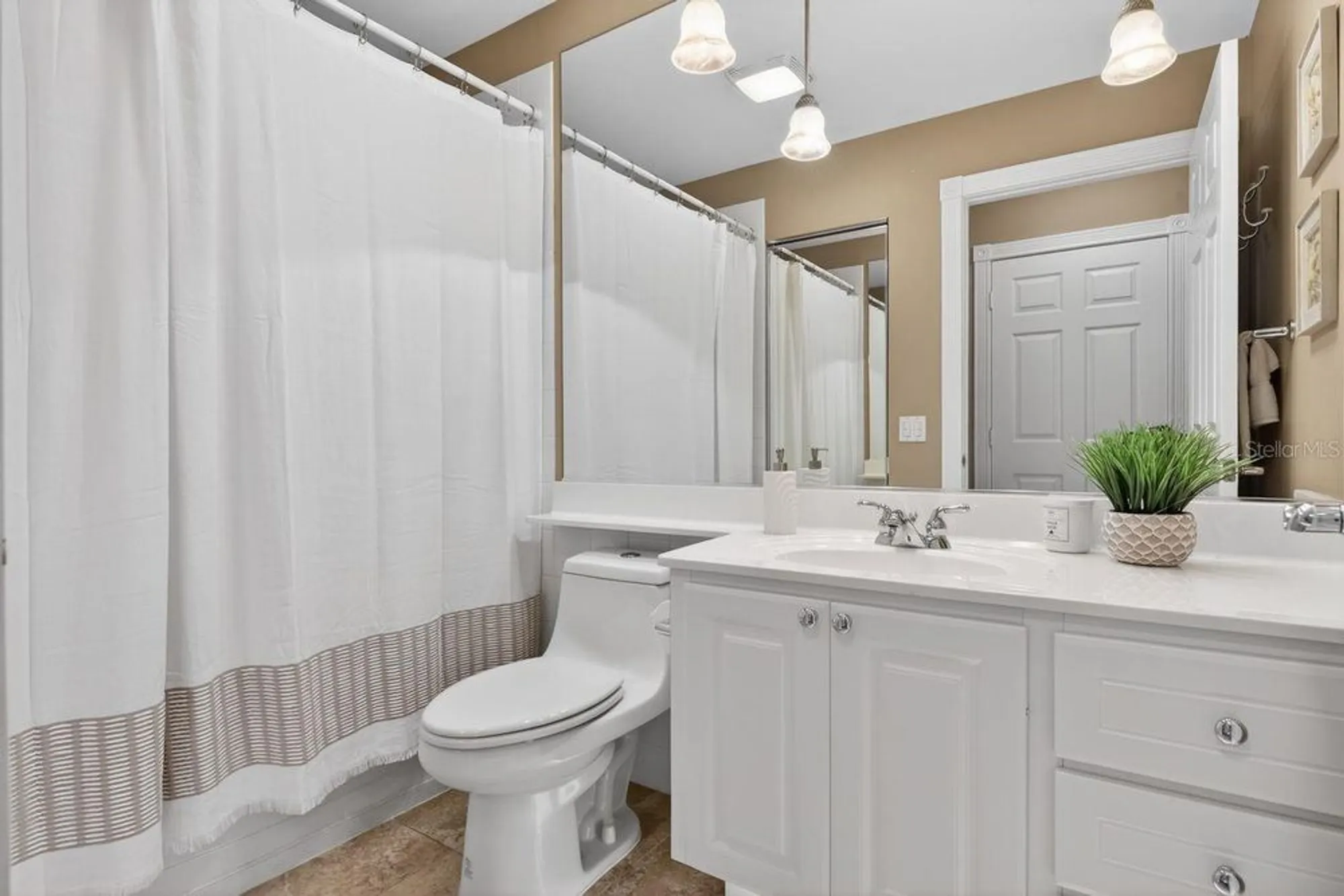 Property Slideshow image 21 of 42 | 6099 erice st, Venice, FL, 34293