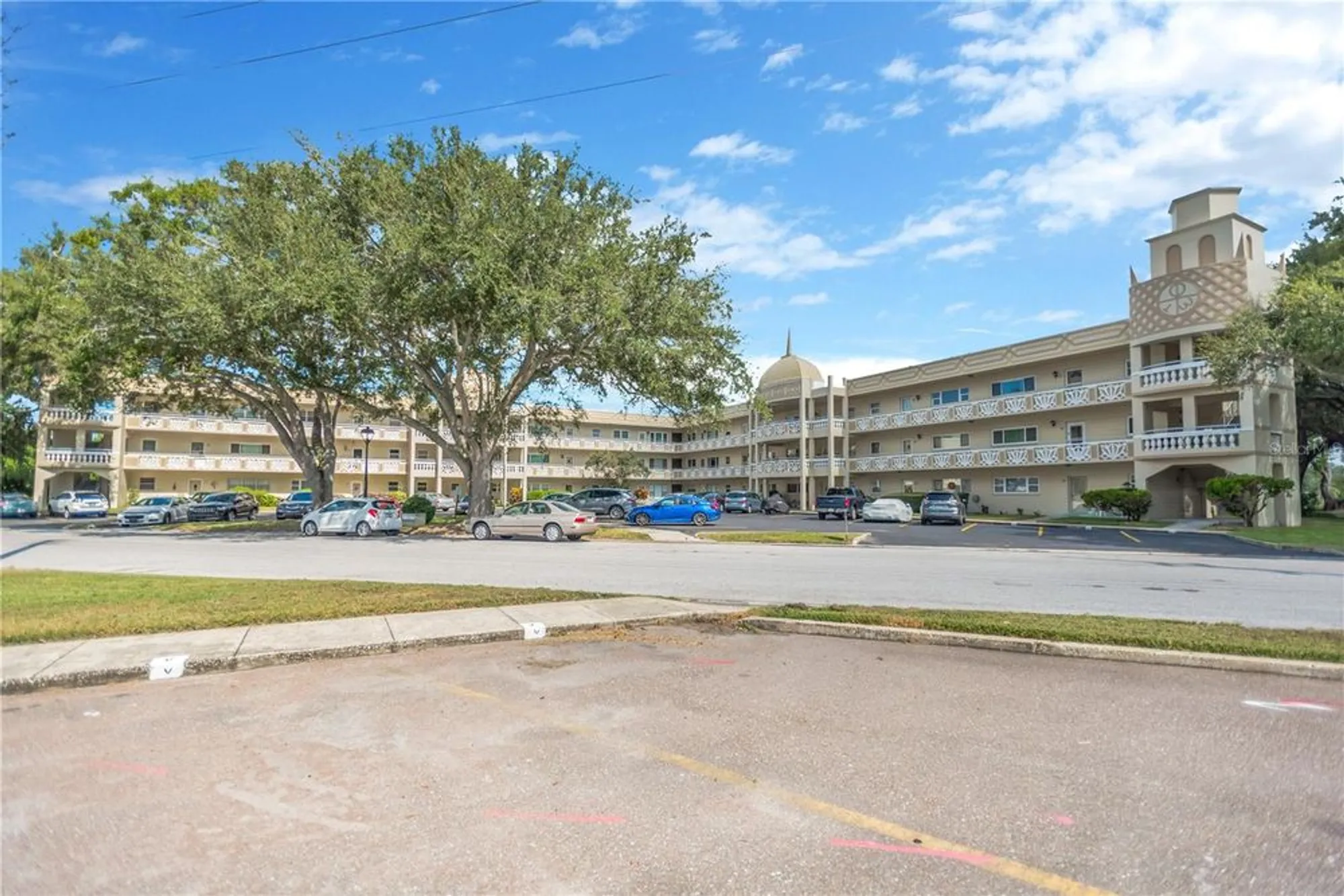 Property Slideshow image 23 of 32 | 2350 haitian dr apt 6, Clearwater, FL, 33763