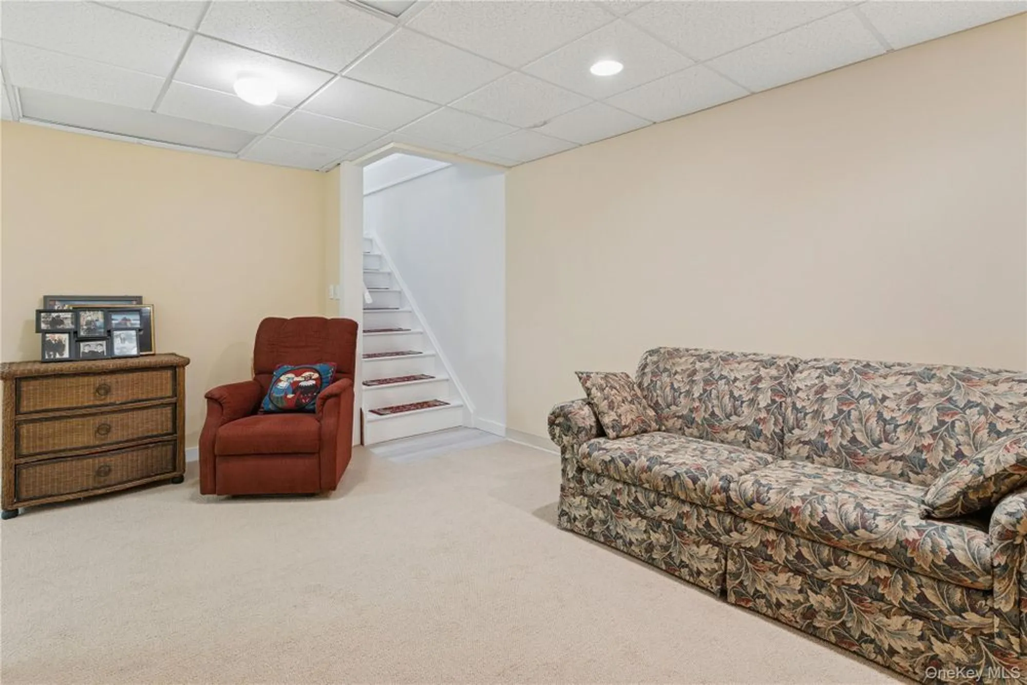 Property Slideshow image 19 of 26 | 53 goose neck ln, Riverhead, NY, 11901